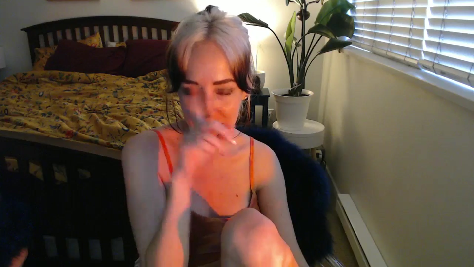Gallery image thumbnail from NahlaHoney's myfreecams stream on, 08/29/2024, 03:58 image 11 of 20