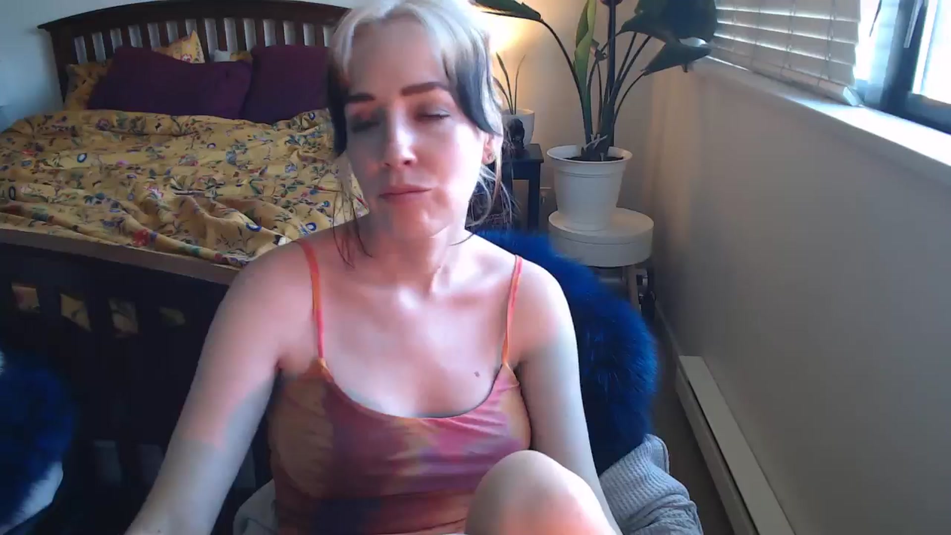 Gallery image thumbnail from NahlaHoney's myfreecams stream on, 08/29/2024, 03:58 image 3 of 20