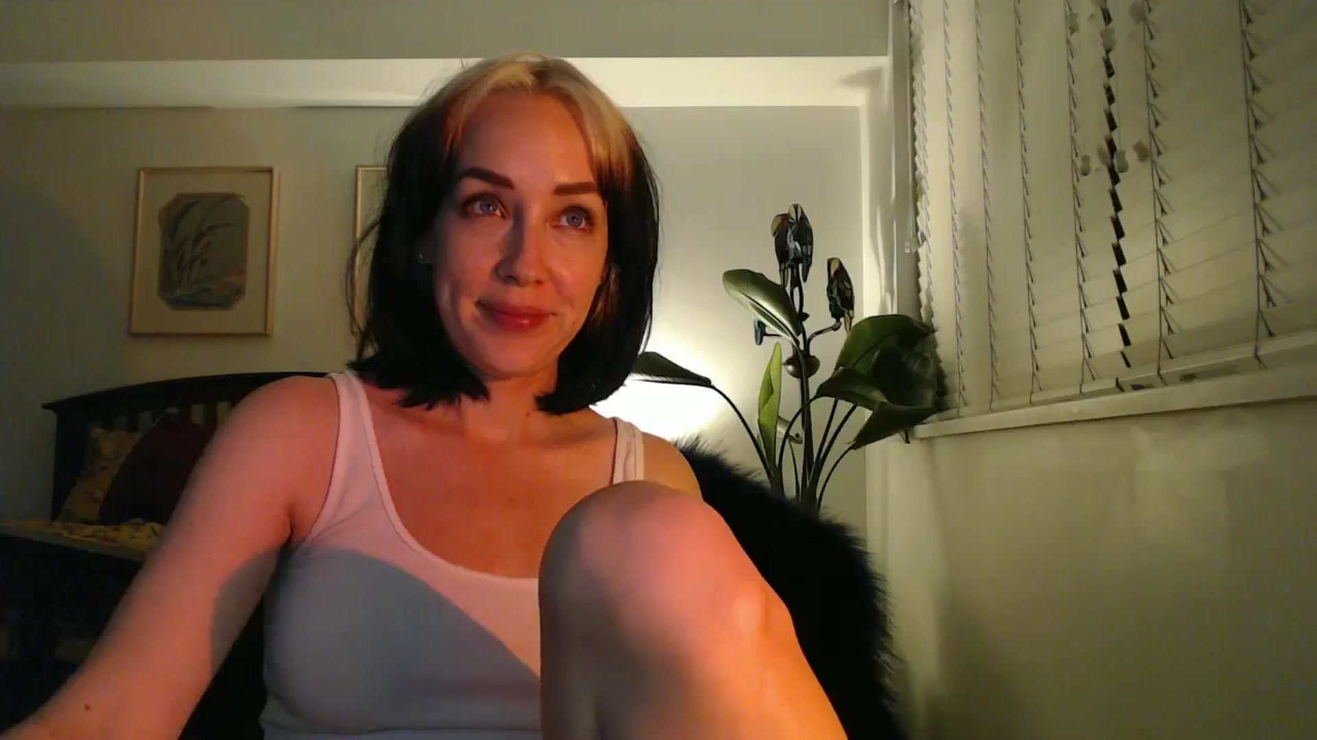 Gallery image thumbnail from NahlaHoney's myfreecams stream on, 09/02/2024, 05:14 image 3 of 20