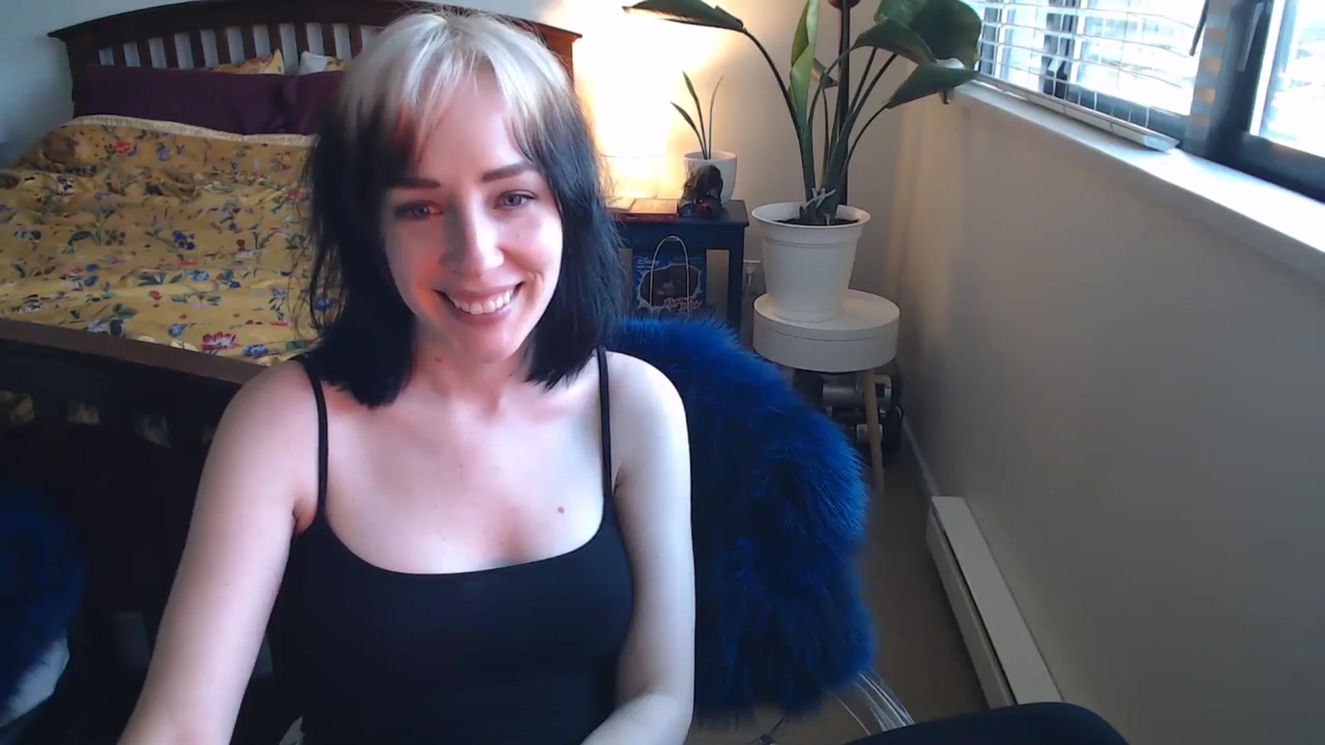Gallery image thumbnail from NahlaHoney's myfreecams stream on, 09/04/2024, 03:31 image 9 of 20