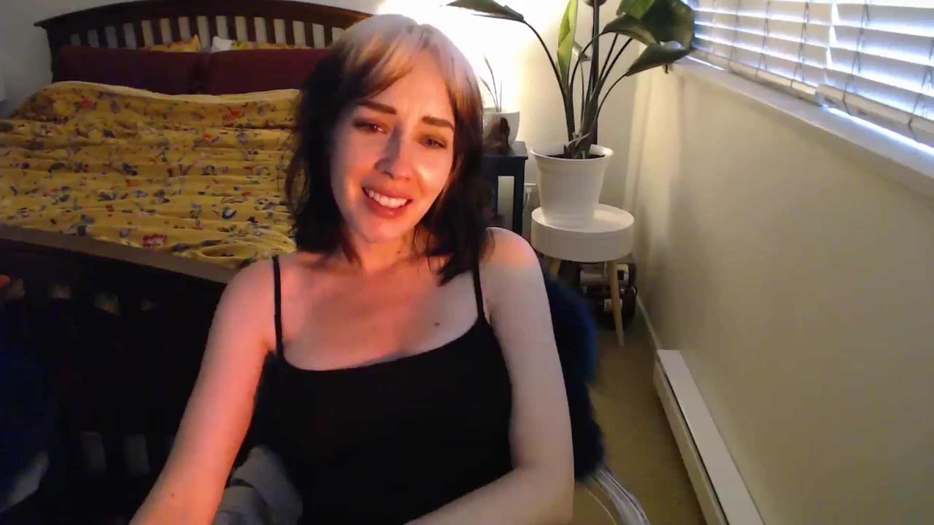 Gallery image thumbnail from NahlaHoney's myfreecams stream on, 09/04/2024, 03:31 image 12 of 20