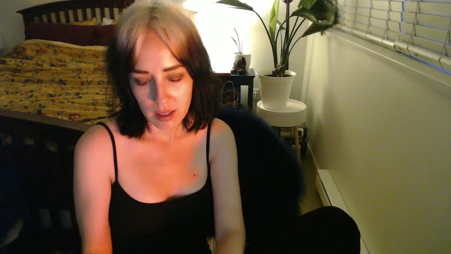 Gallery image thumbnail from NahlaHoney's myfreecams stream on, 09/04/2024, 03:31 image 18 of 20