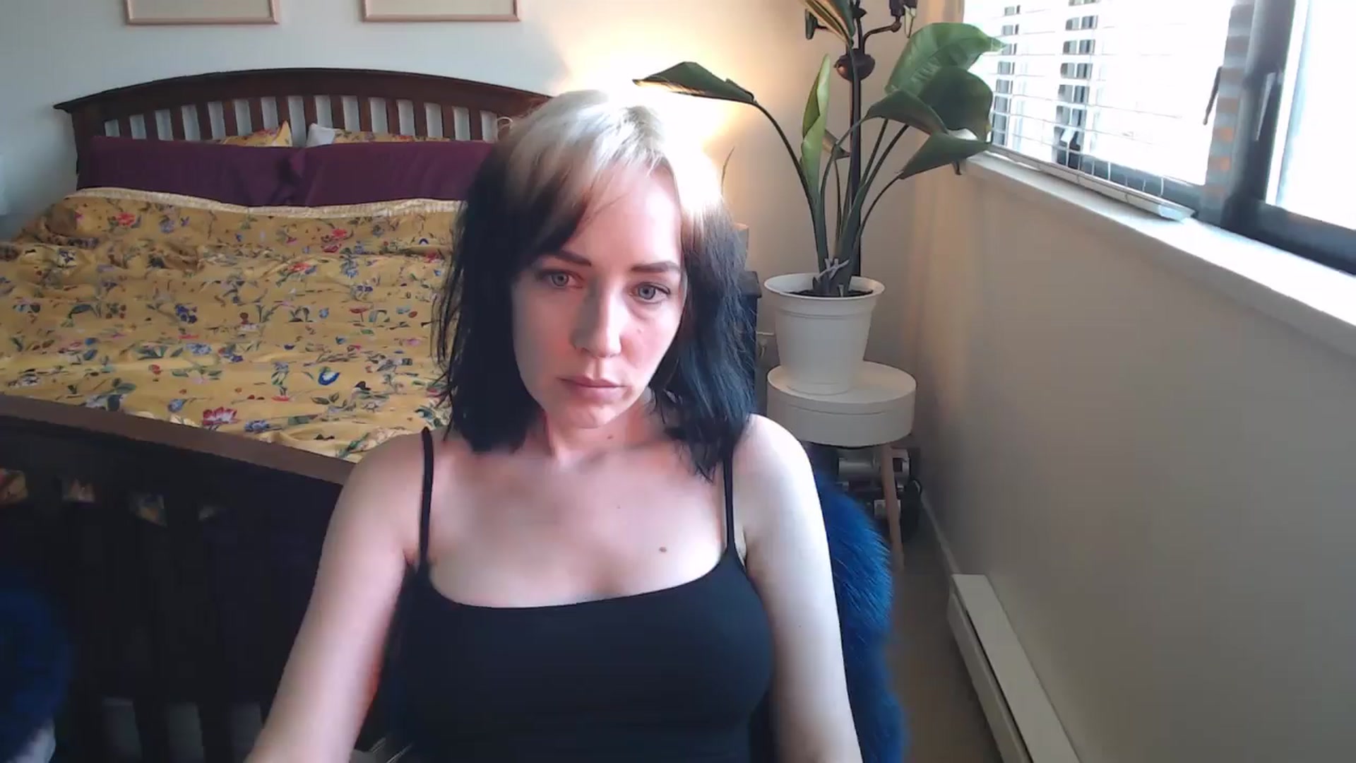 Gallery image thumbnail from NahlaHoney's myfreecams stream on, 09/04/2024, 03:31 image 5 of 20