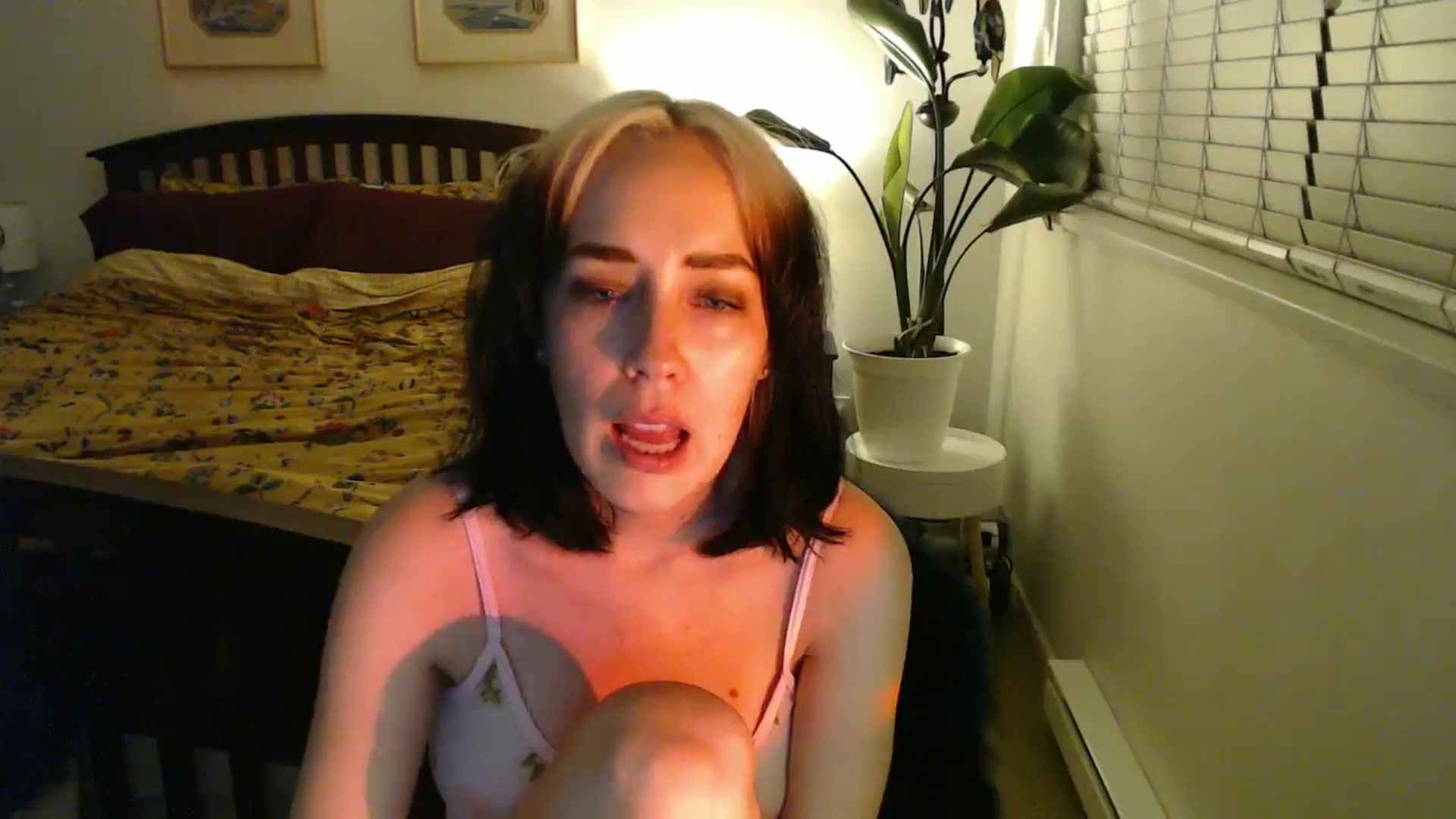 Gallery image thumbnail from NahlaHoney's myfreecams stream on, 09/05/2024, 04:32 image 17 of 20
