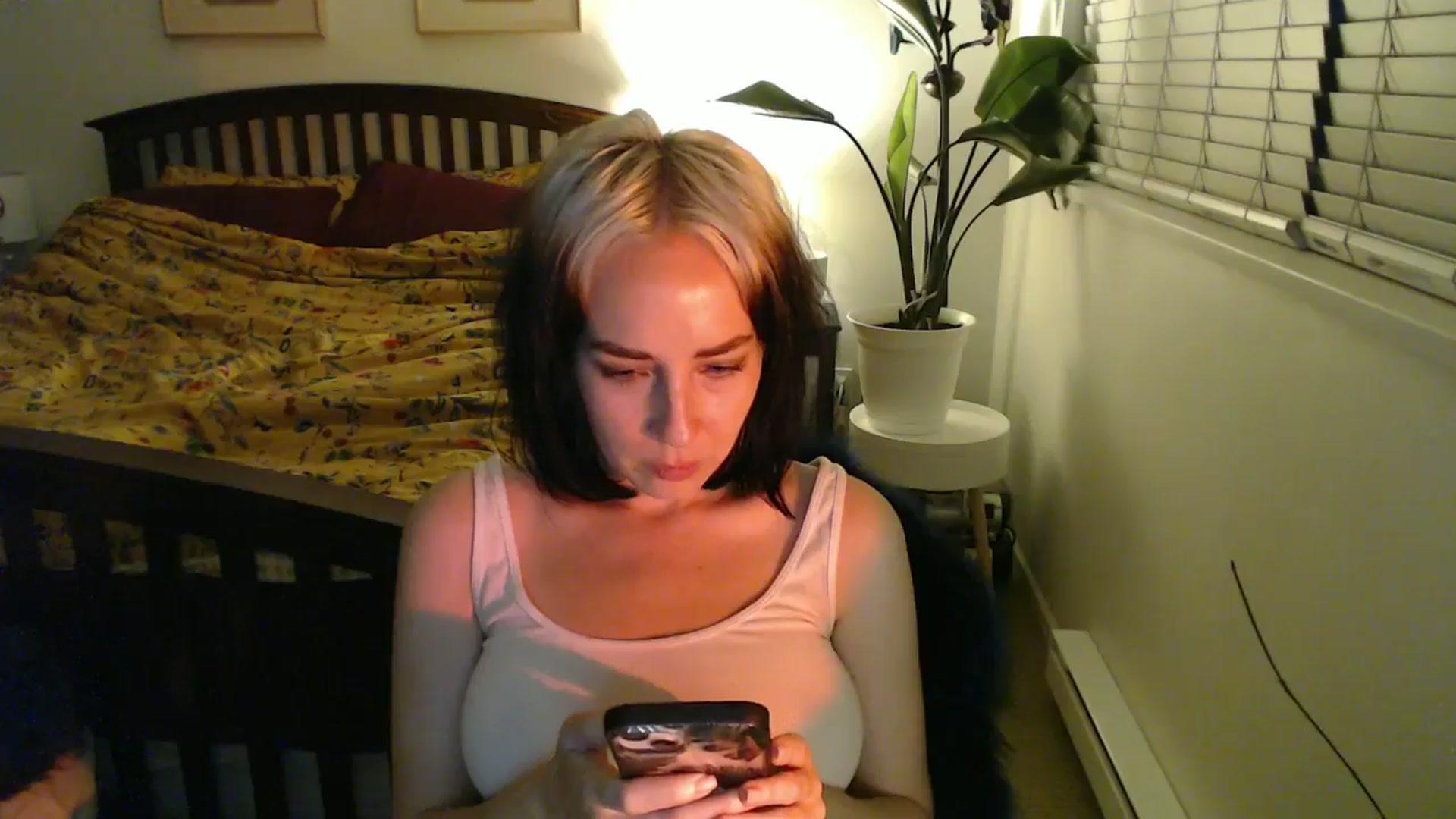 Gallery image thumbnail from NahlaHoney's myfreecams stream on, 09/08/2024, 03:22 image 20 of 20