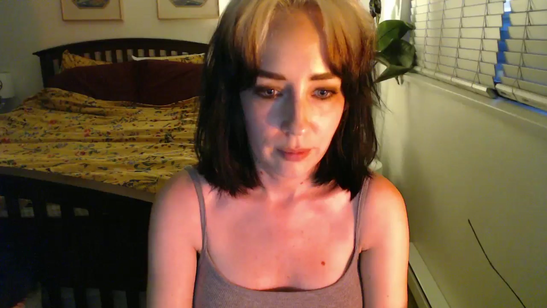 Gallery image thumbnail from NahlaHoney's myfreecams stream on, 09/09/2024, 03:58 image 13 of 20