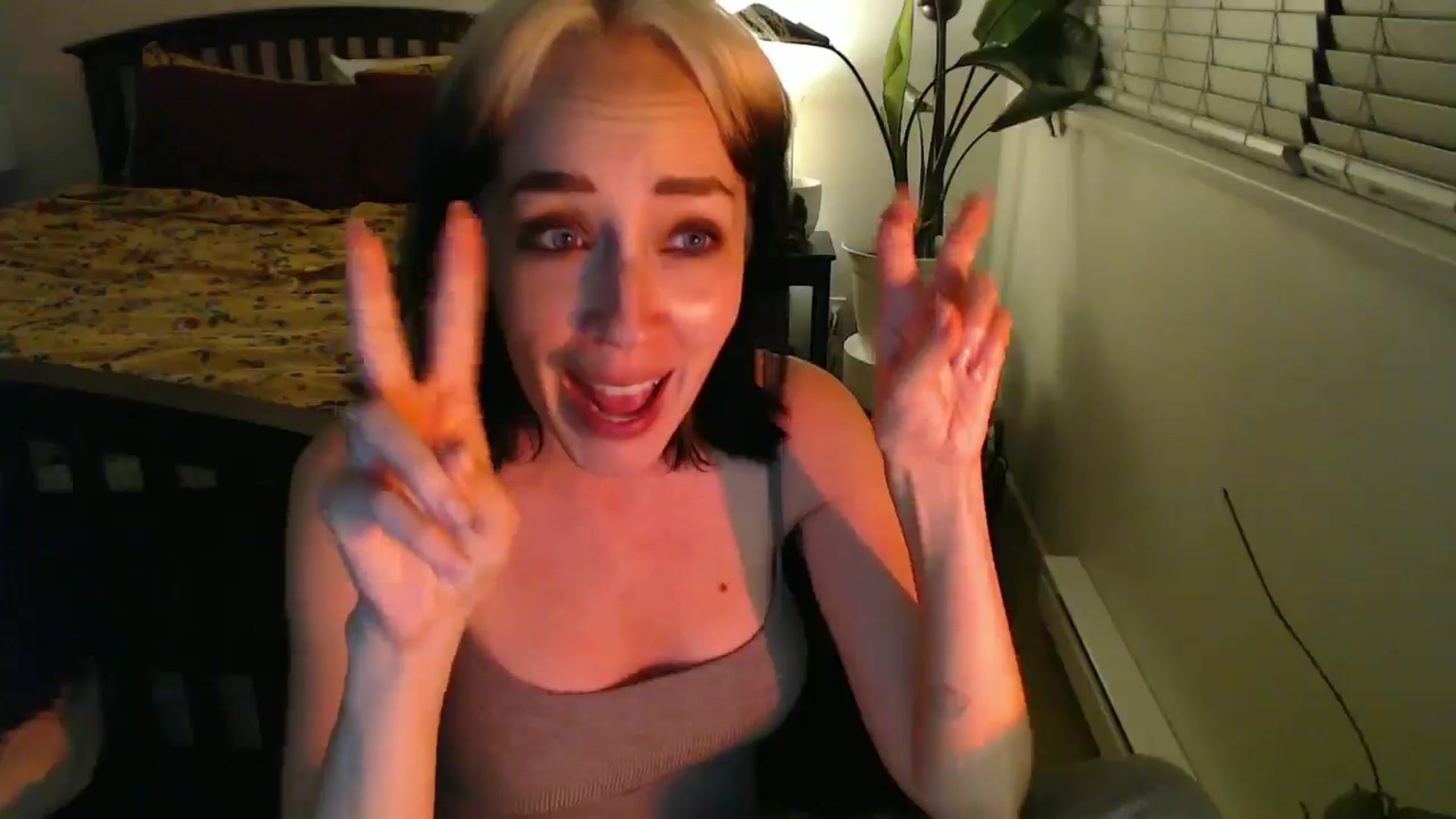 Gallery image thumbnail from NahlaHoney's myfreecams stream on, 09/09/2024, 05:38 image 20 of 20