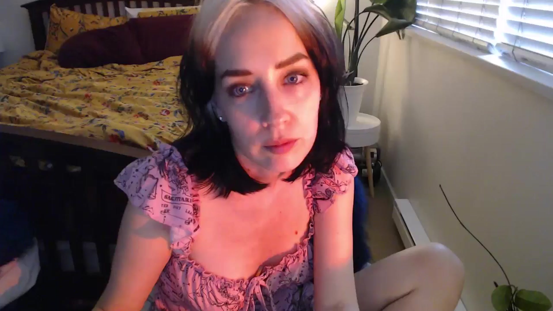 Gallery image thumbnail from NahlaHoney's myfreecams stream on, 09/10/2024, 02:03 image 11 of 20