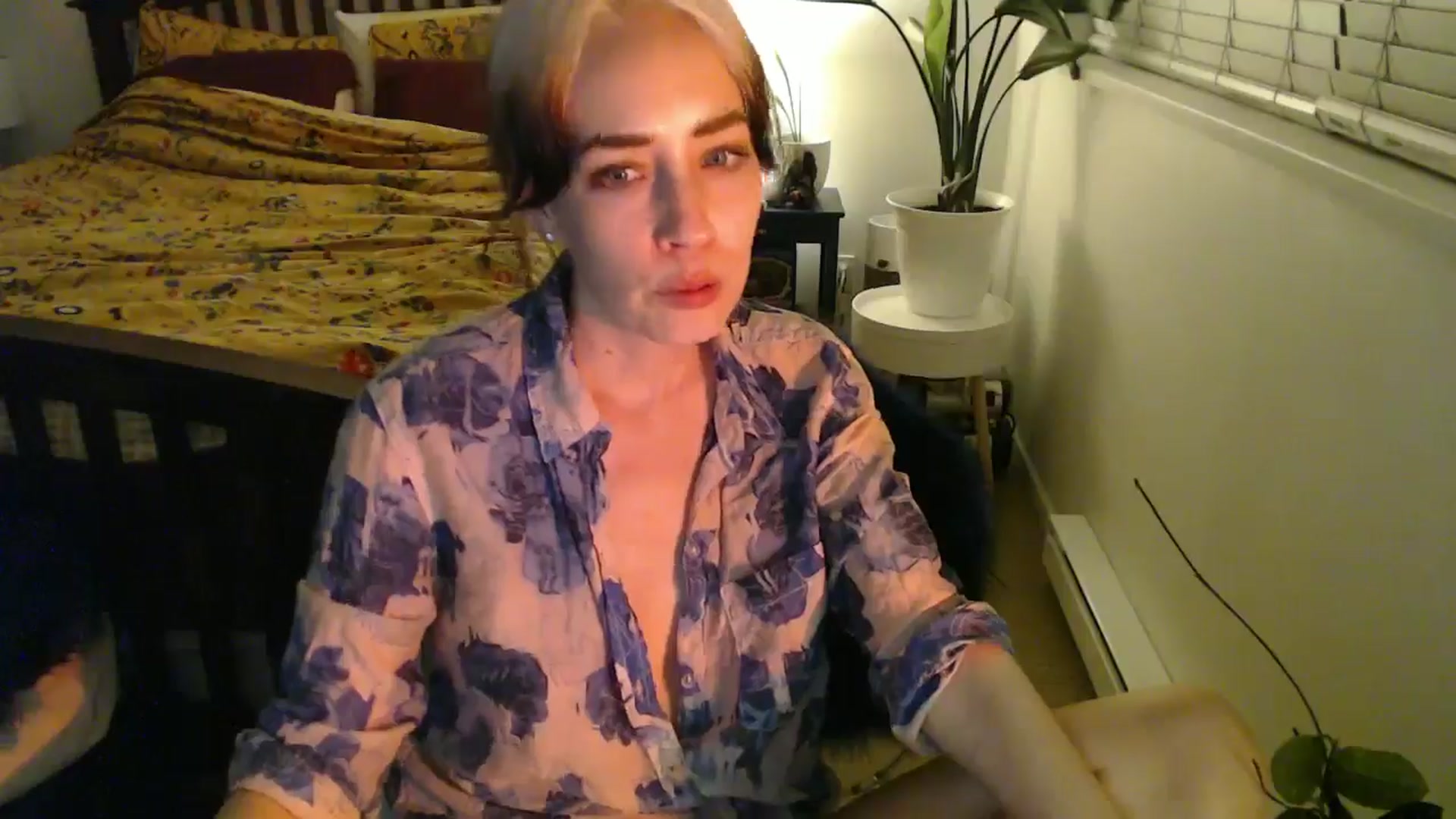 Gallery image thumbnail from NahlaHoney's myfreecams stream on, 09/13/2024, 05:12 image 14 of 20