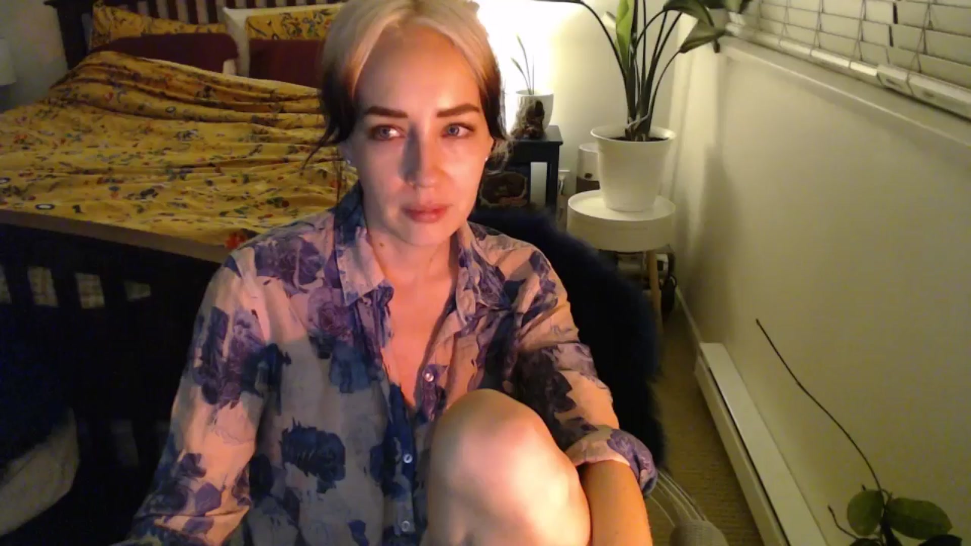 Gallery image thumbnail from NahlaHoney's myfreecams stream on, 09/13/2024, 05:12 image 12 of 20