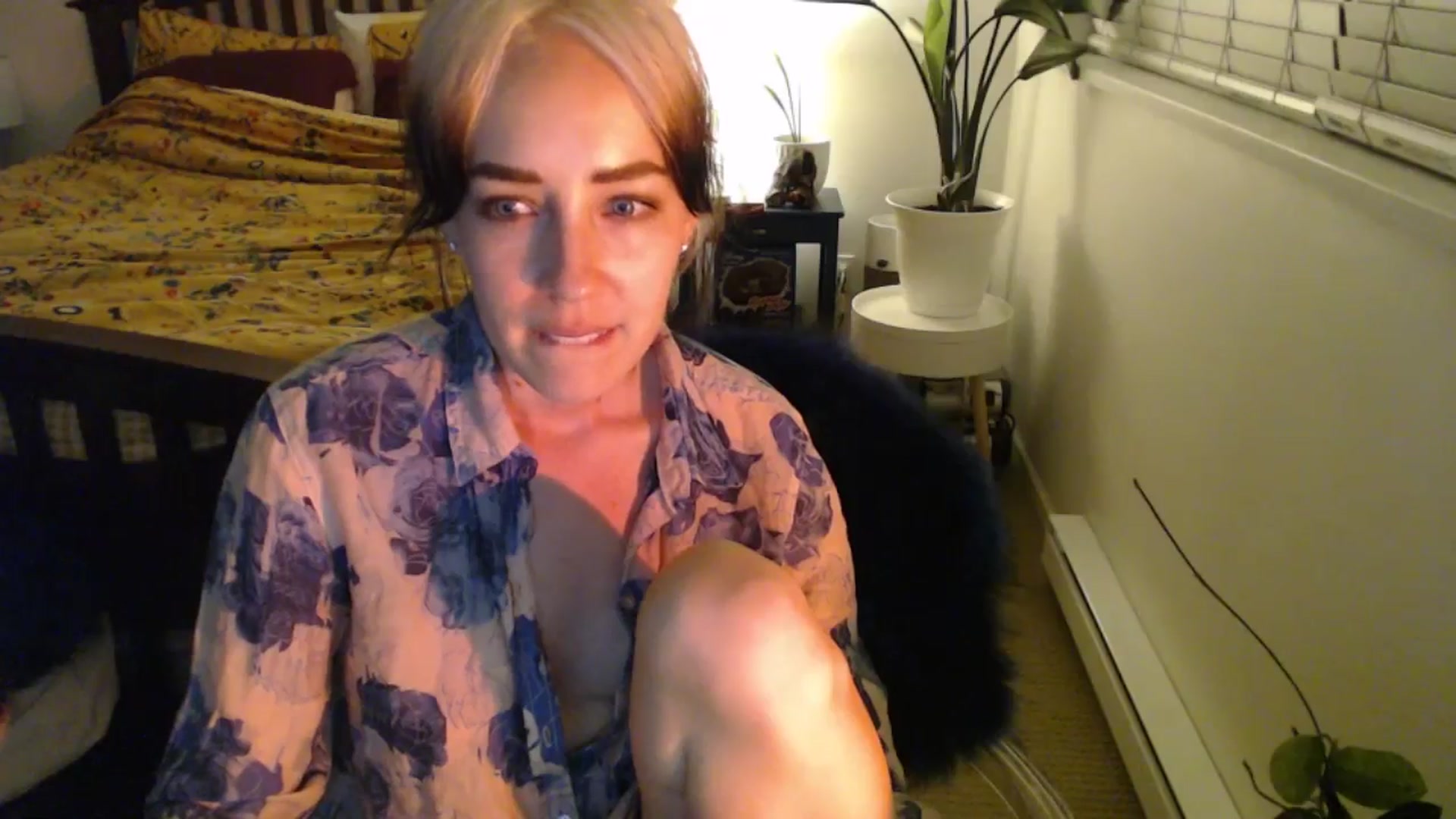 Gallery image thumbnail from NahlaHoney's myfreecams stream on, 09/13/2024, 05:12 image 18 of 20