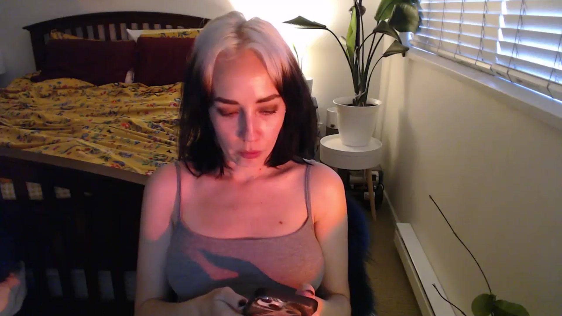 Gallery image thumbnail from NahlaHoney's myfreecams stream on, 09/16/2024, 02:47 image 12 of 20