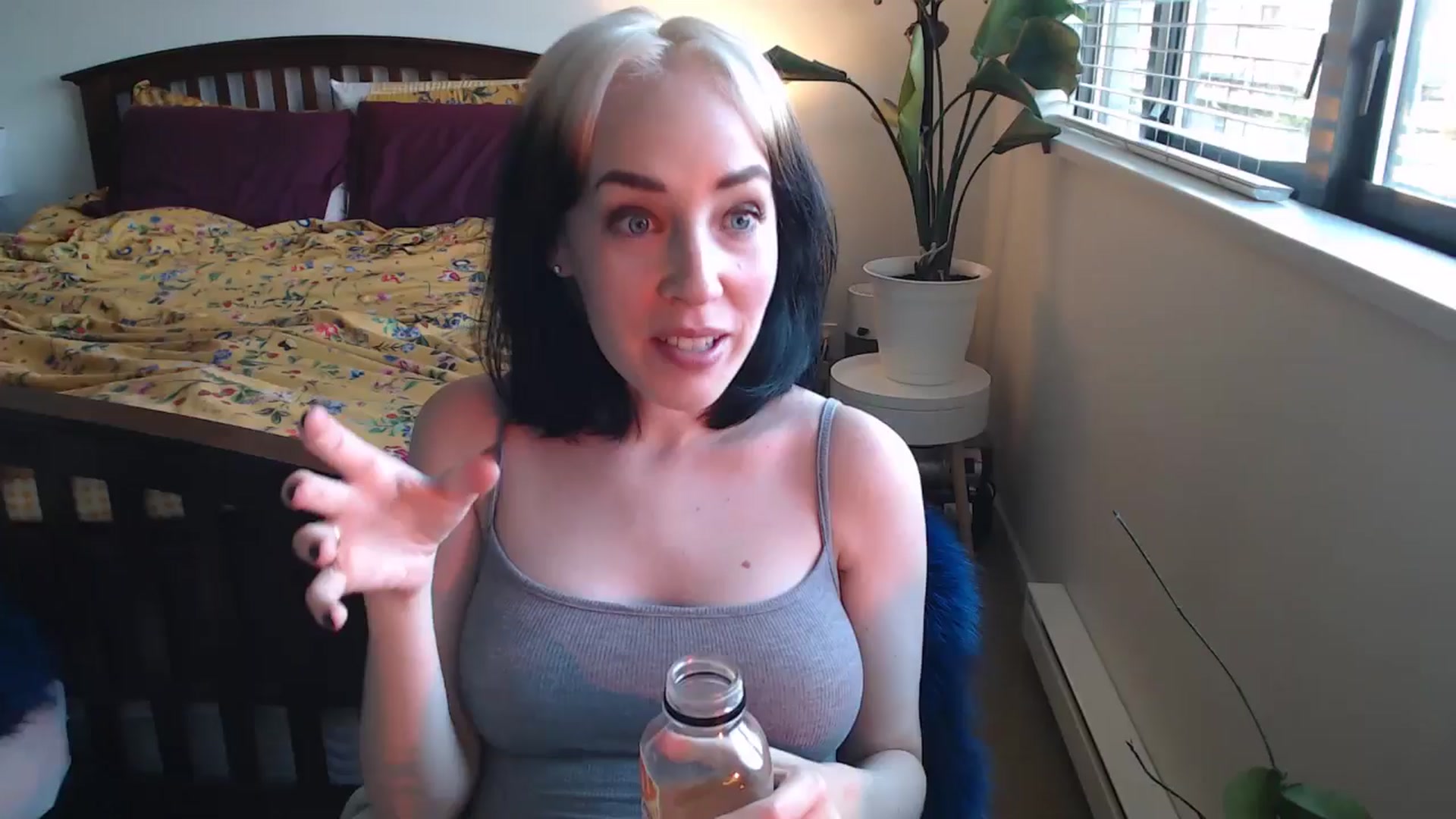 Gallery image thumbnail from NahlaHoney's myfreecams stream on, 09/16/2024, 02:47 image 4 of 20