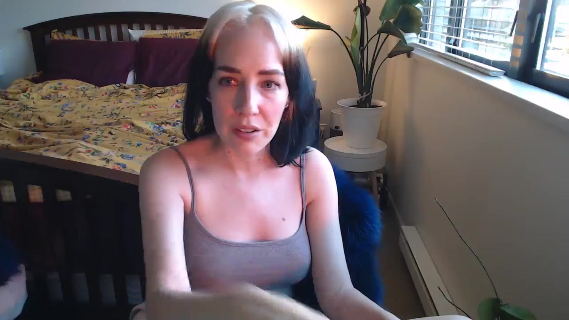 Gallery image thumbnail from NahlaHoney's myfreecams stream on, 09/16/2024, 02:47 image 9 of 20