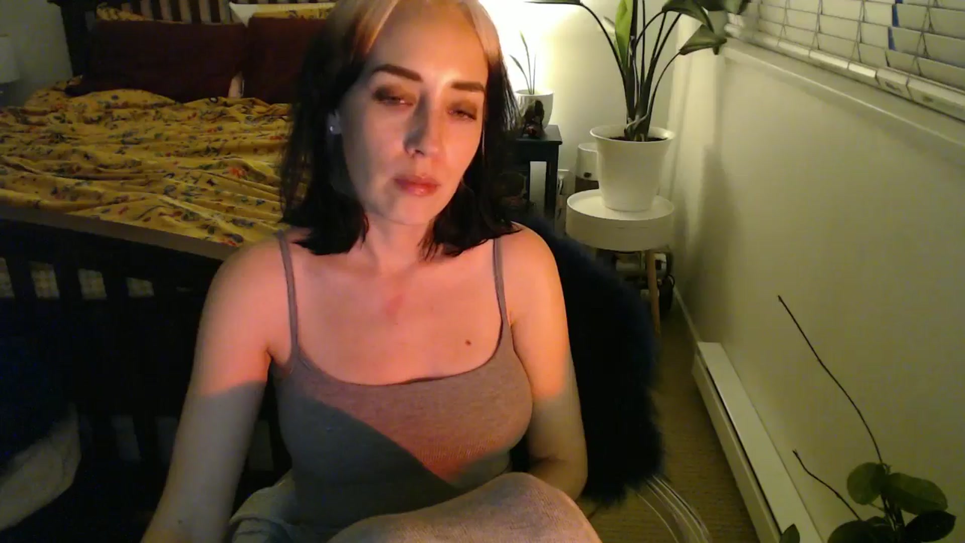 Gallery image thumbnail from NahlaHoney's myfreecams stream on, 09/16/2024, 03:09 image 3 of 20
