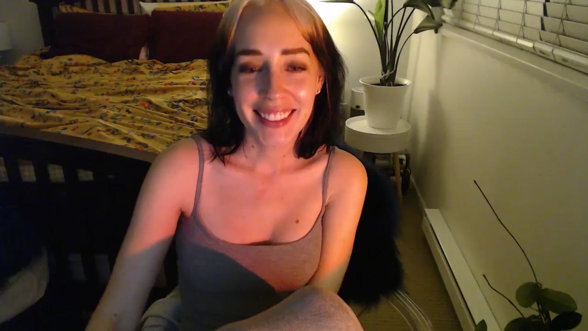 Gallery image thumbnail from NahlaHoney's myfreecams stream on, 09/16/2024, 03:09 image 12 of 20
