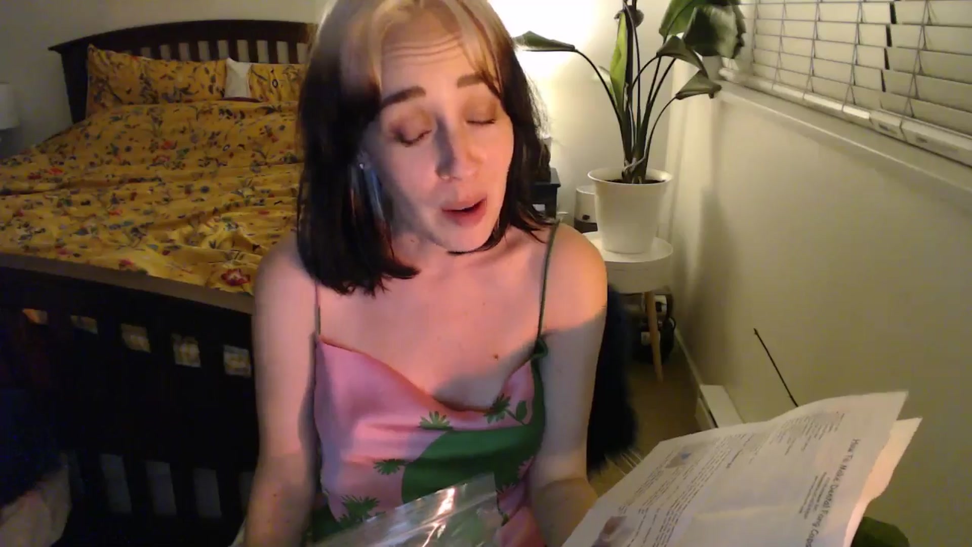 Gallery image thumbnail from NahlaHoney's myfreecams stream on, 09/19/2024, 04:57 image 9 of 20