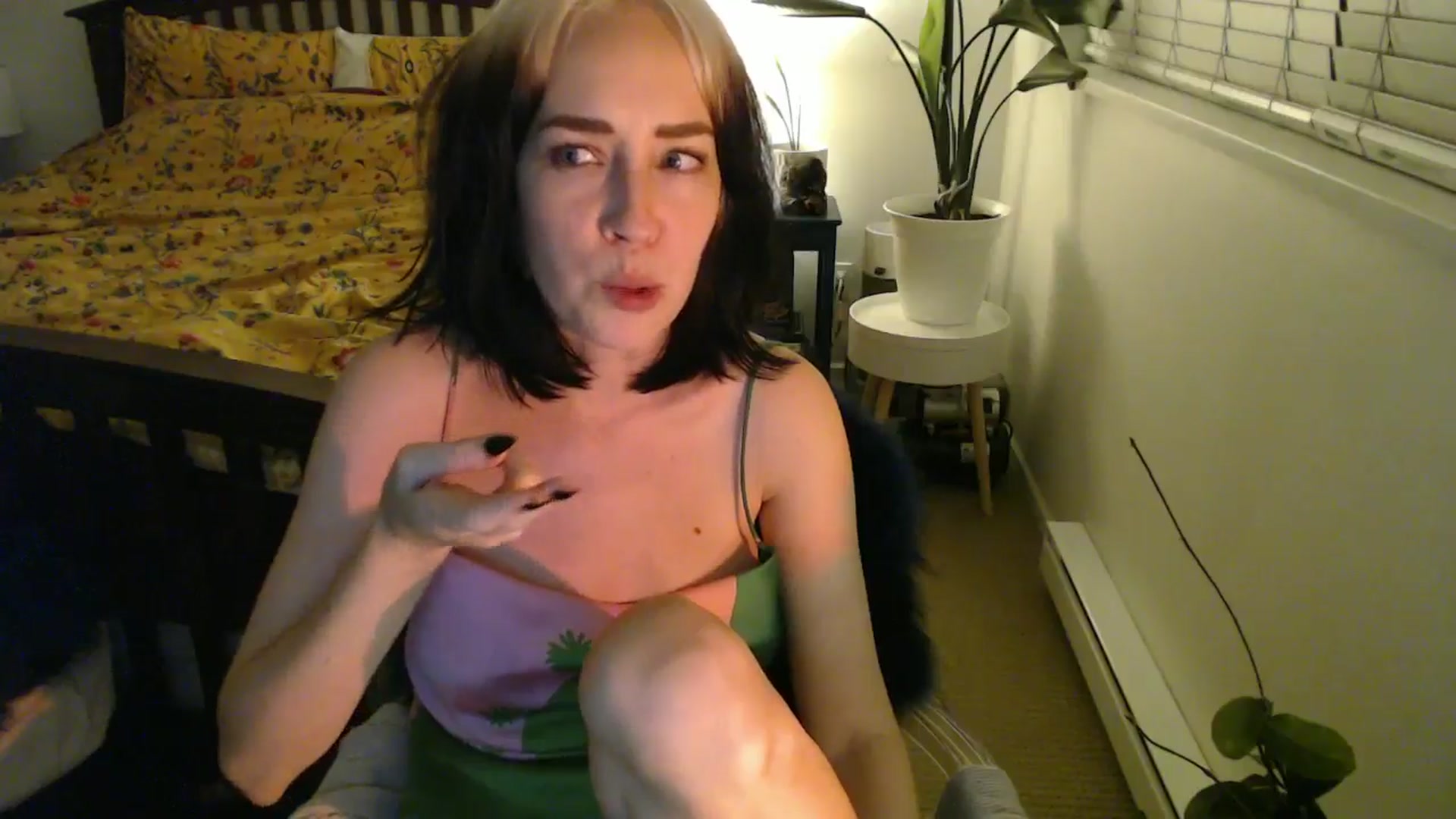 Gallery image thumbnail from NahlaHoney's myfreecams stream on, 09/19/2024, 04:57 image 4 of 20