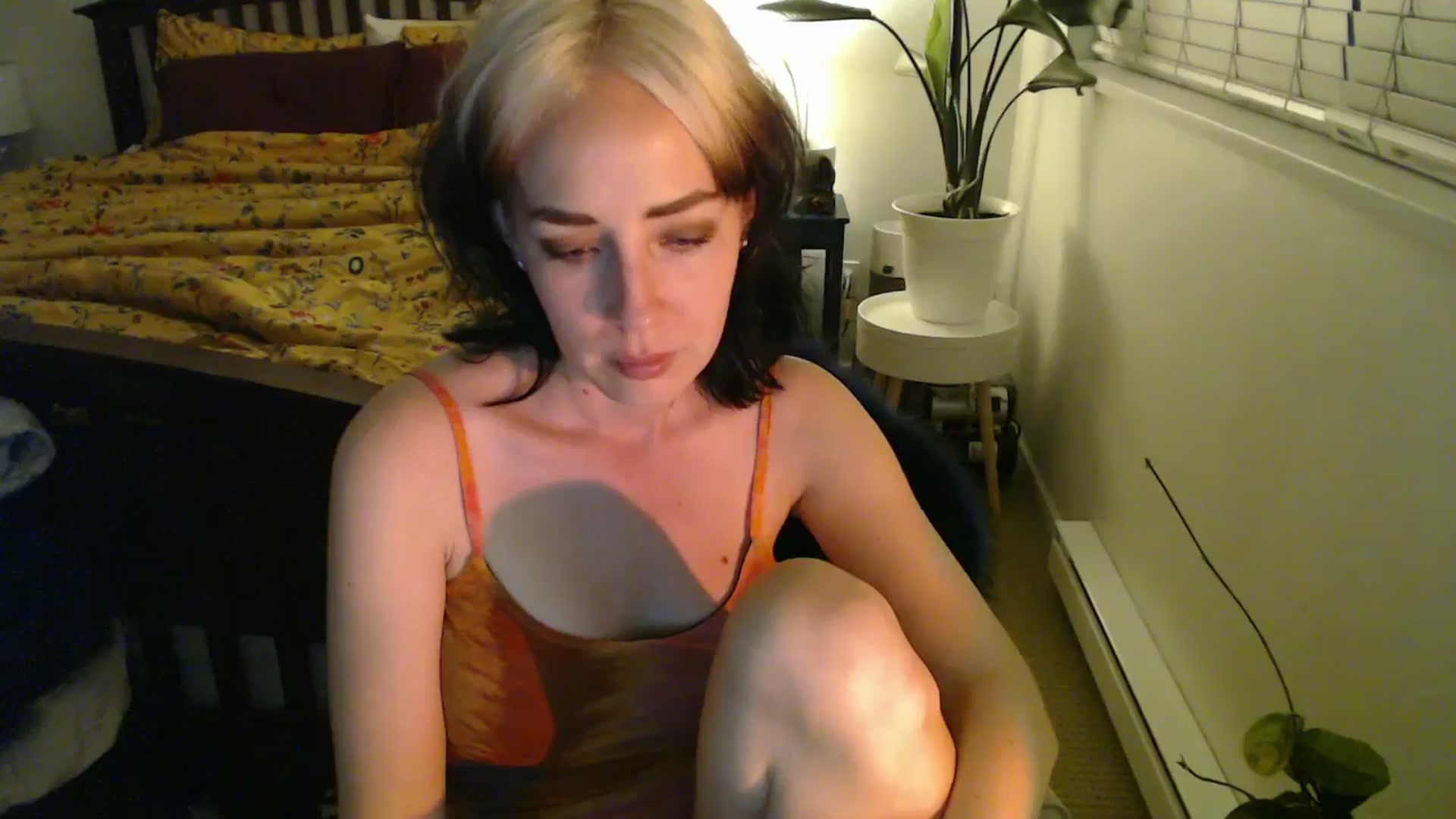 Gallery image thumbnail from NahlaHoney's myfreecams stream on, 09/24/2024, 03:11 image 11 of 20