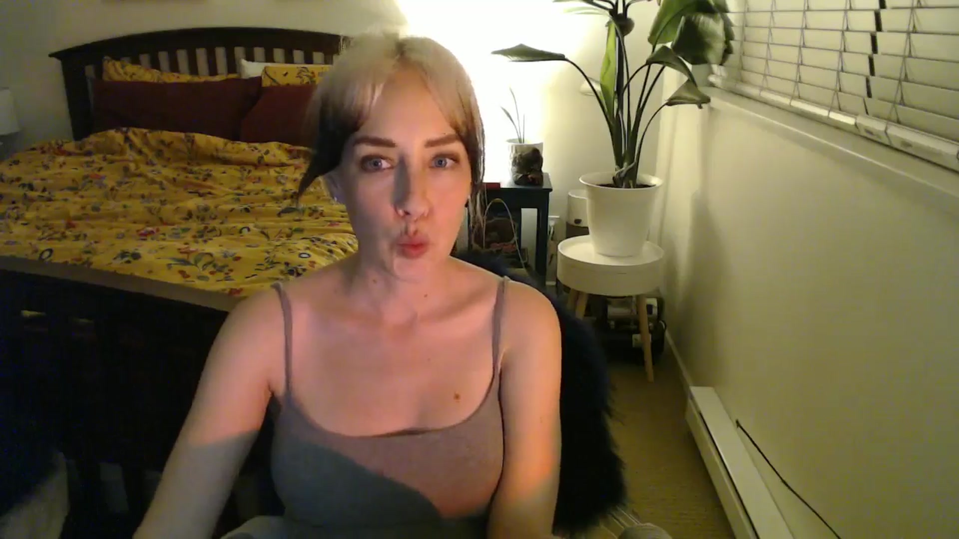 Gallery image thumbnail from NahlaHoney's myfreecams stream on, 09/26/2024, 04:02 image 20 of 20