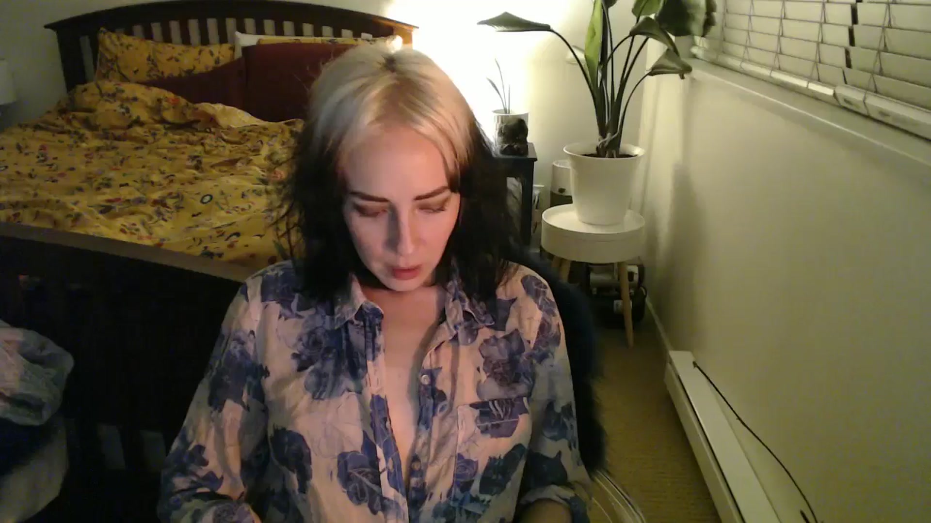 Gallery image thumbnail from NahlaHoney's myfreecams stream on, 09/30/2024, 04:28 image 16 of 20