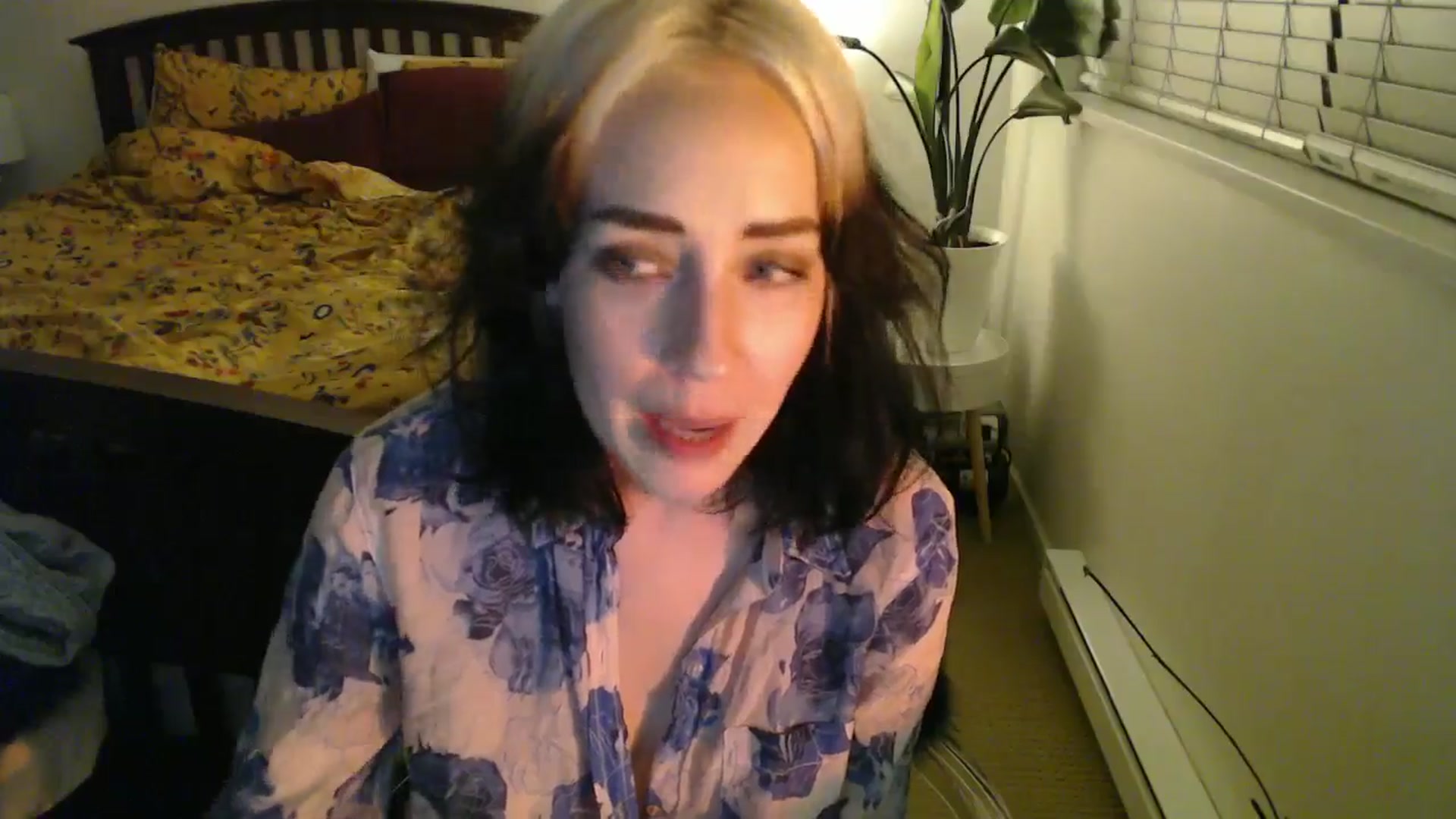 Gallery image thumbnail from NahlaHoney's myfreecams stream on, 09/30/2024, 04:28 image 15 of 20