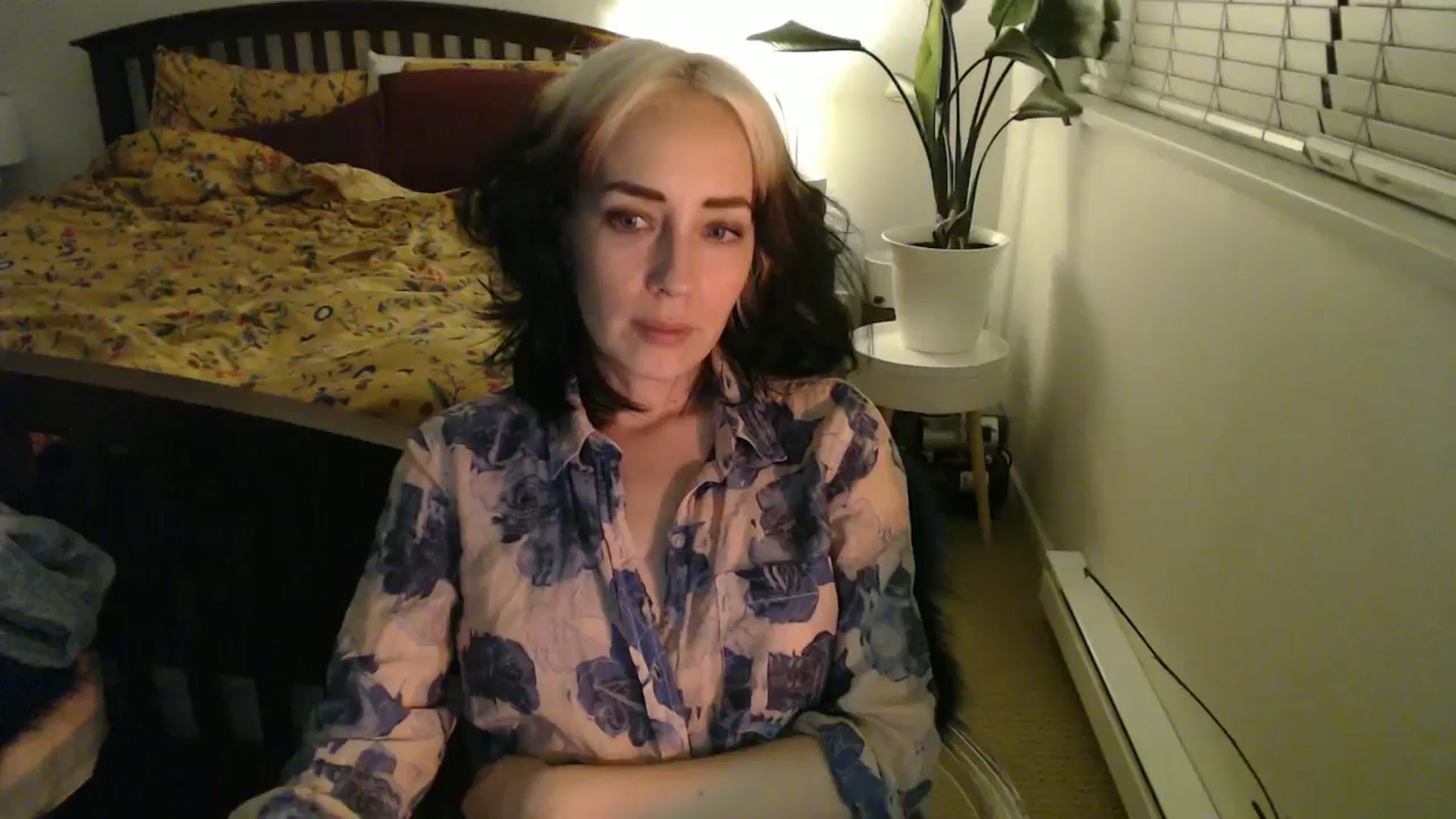 Gallery image thumbnail from NahlaHoney's myfreecams stream on, 09/30/2024, 04:28 image 10 of 20