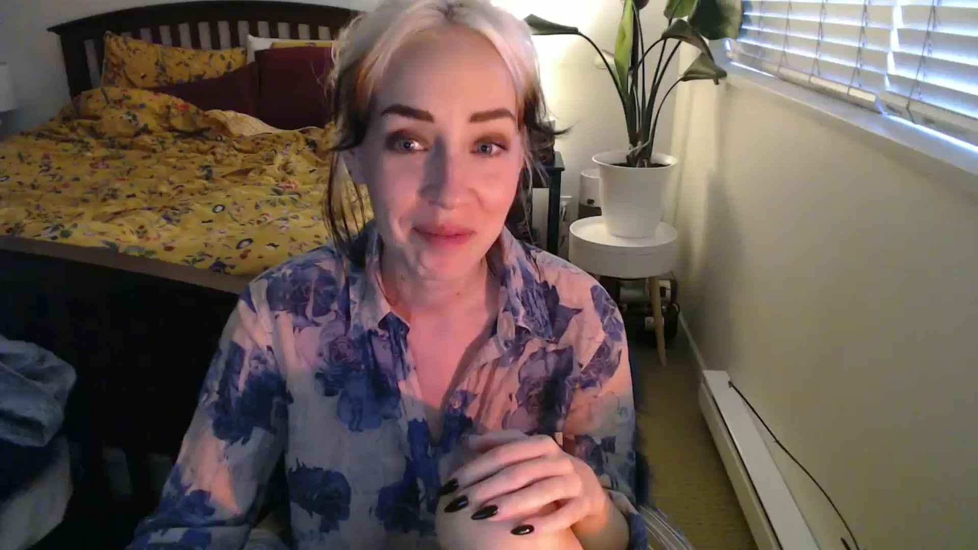Gallery image thumbnail from NahlaHoney's myfreecams stream on, 09/30/2024, 04:28 image 1 of 20