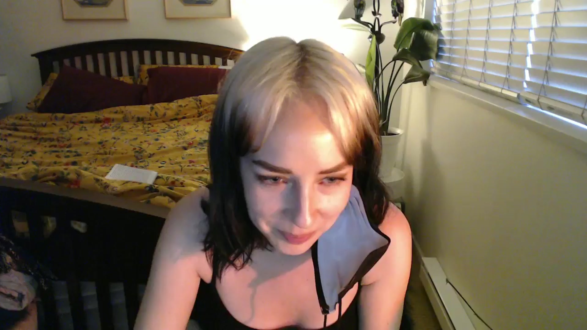 Gallery image thumbnail from NahlaHoney's myfreecams stream on, 10/03/2024, 04:55 image 2 of 20