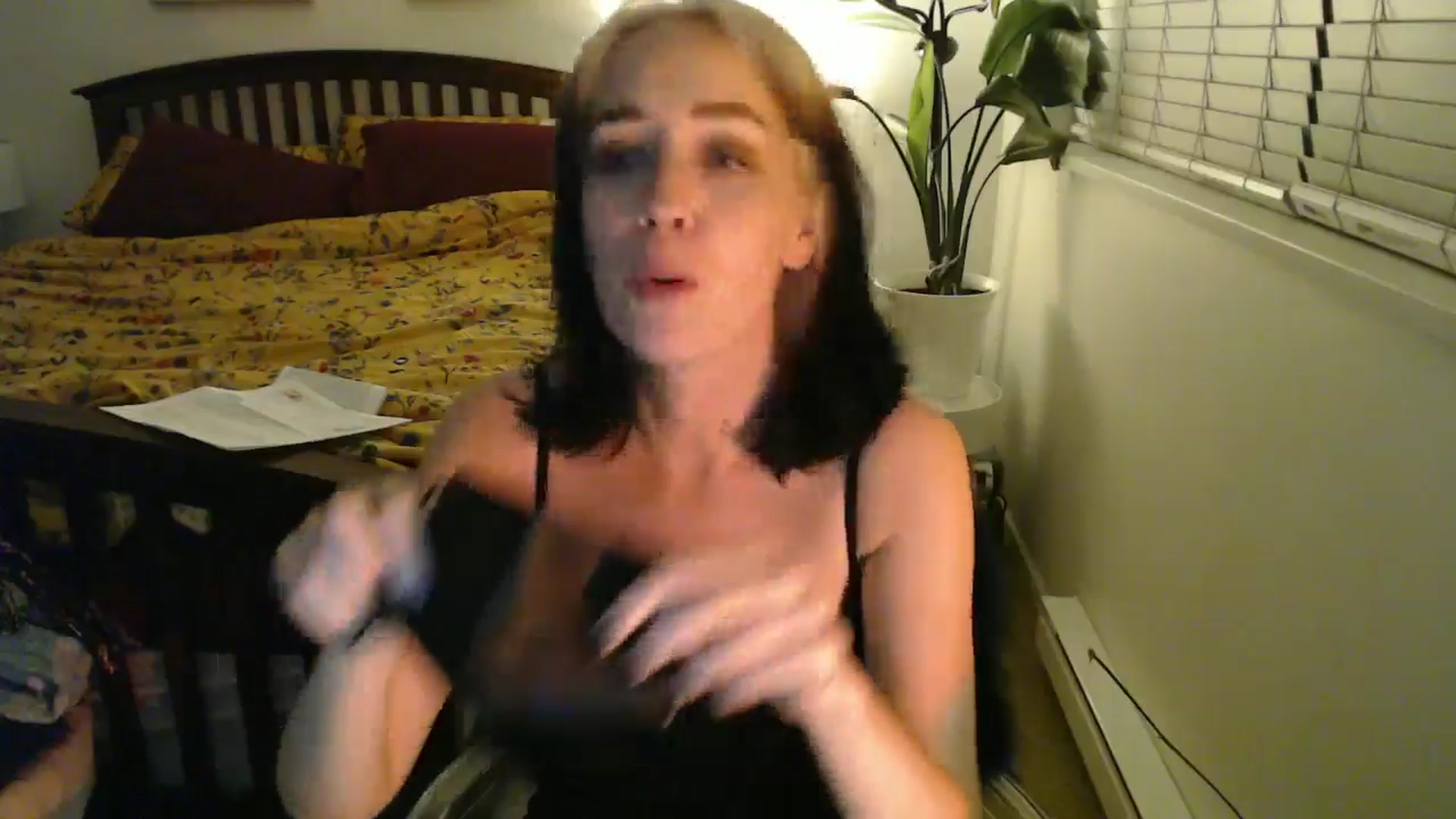 Gallery image thumbnail from NahlaHoney's myfreecams stream on, 10/03/2024, 04:55 image 9 of 20