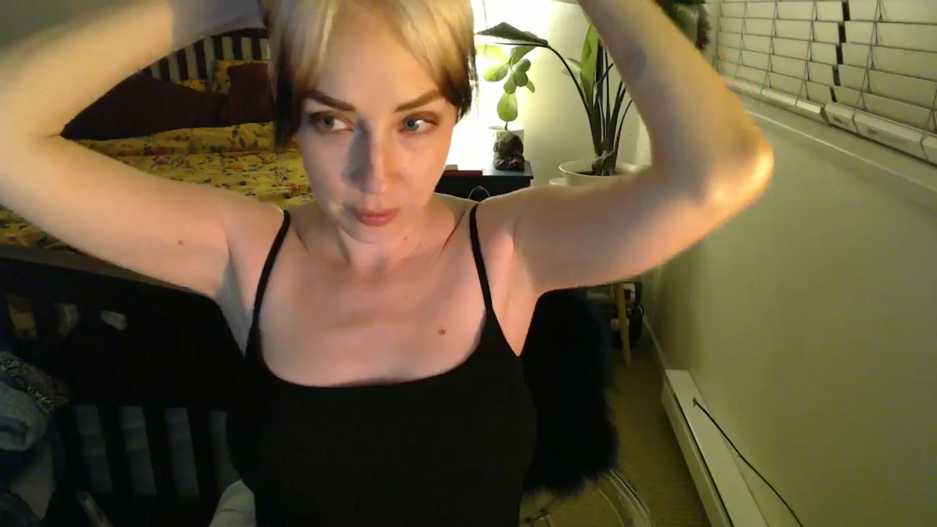Gallery image thumbnail from NahlaHoney's myfreecams stream on, 10/03/2024, 04:55 image 17 of 20