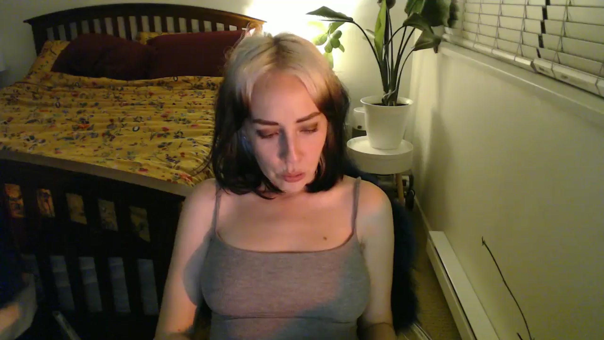 Gallery image thumbnail from NahlaHoney's myfreecams stream on, 10/06/2024, 03:24 image 13 of 20