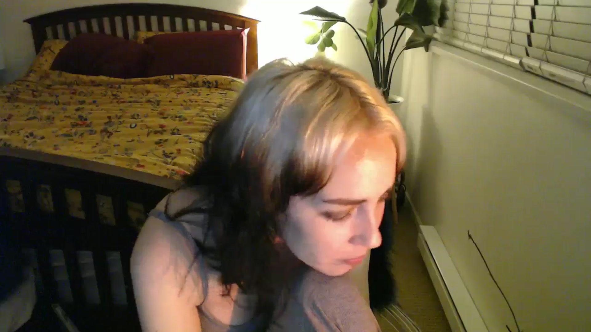 Gallery image thumbnail from NahlaHoney's myfreecams stream on, 10/06/2024, 03:24 image 16 of 20