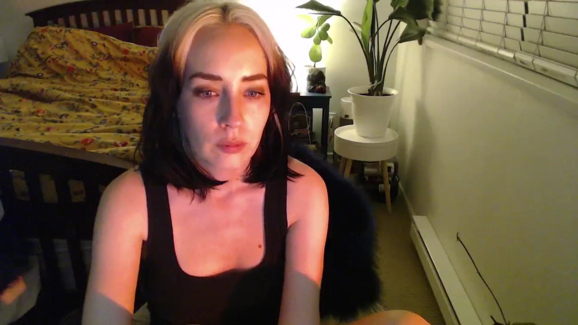 Gallery image thumbnail from NahlaHoney's myfreecams stream on, 10/08/2024, 03:51 image 2 of 20