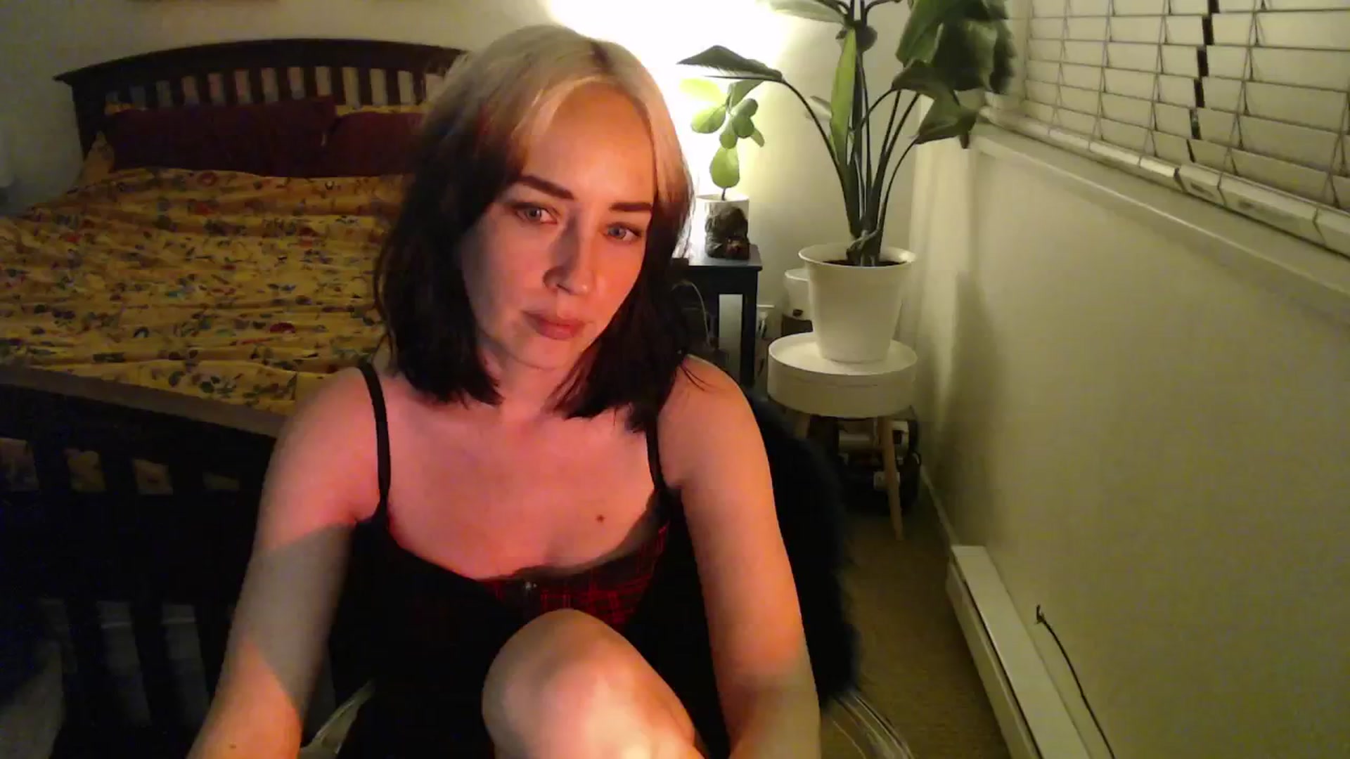 Gallery image thumbnail from NahlaHoney's myfreecams stream on, 10/09/2024, 02:29 image 16 of 20