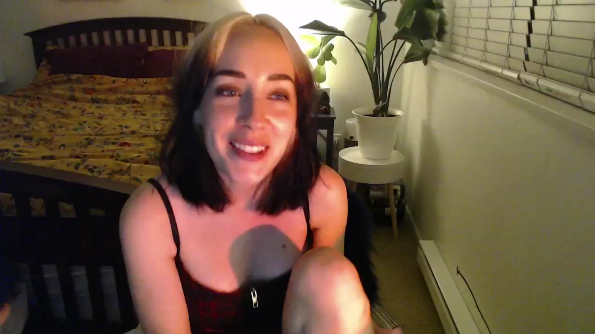 Gallery image thumbnail from NahlaHoney's myfreecams stream on, 10/09/2024, 02:29 image 20 of 20