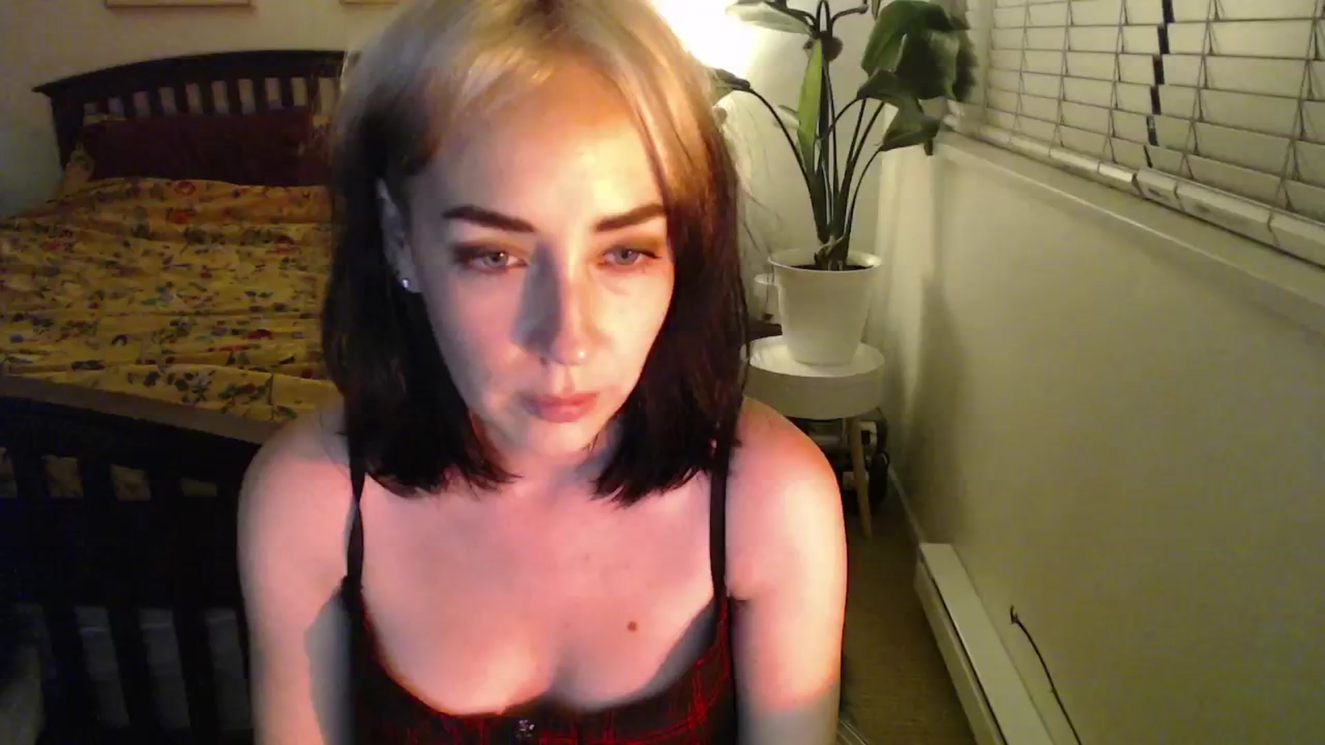 Gallery image thumbnail from NahlaHoney's myfreecams stream on, 10/09/2024, 02:29 image 4 of 20