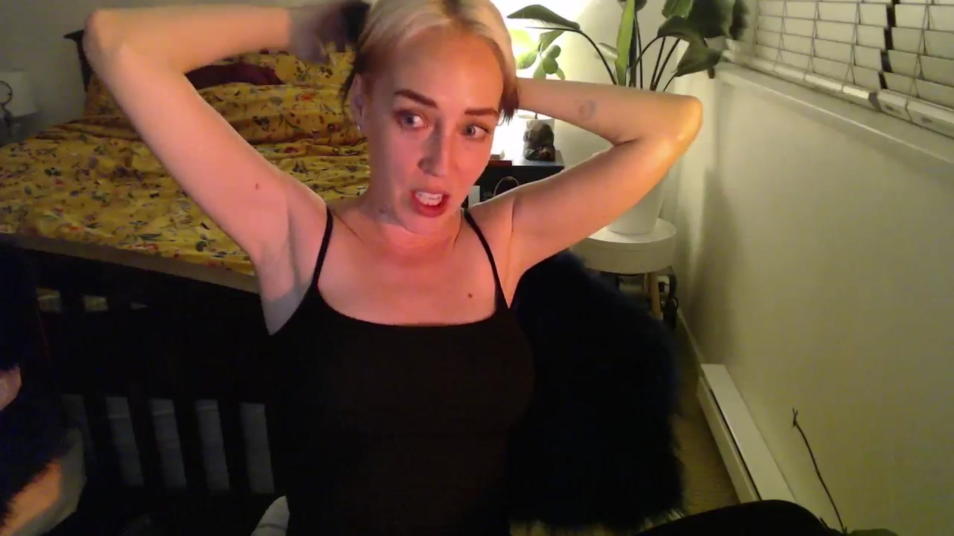 Gallery image thumbnail from NahlaHoney's myfreecams stream on, 10/15/2024, 04:01 image 14 of 20
