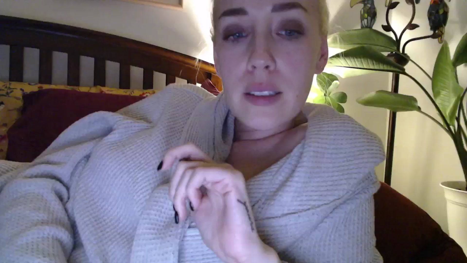 Gallery image thumbnail from NahlaHoney's myfreecams stream on, 10/21/2024, 05:45 image 17 of 20