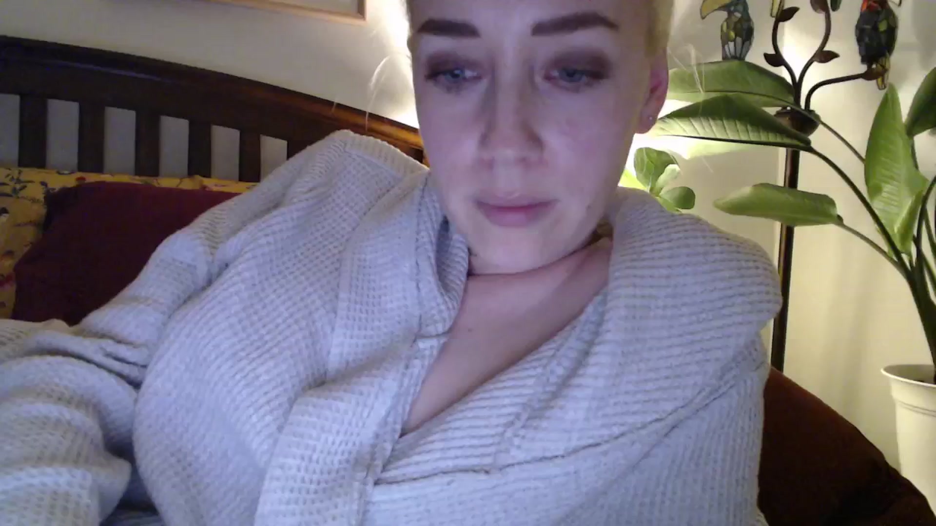 Gallery image thumbnail from NahlaHoney's myfreecams stream on, 10/21/2024, 05:45 image 4 of 20