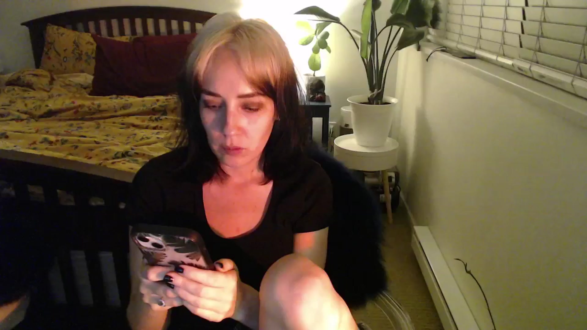 Gallery image thumbnail from NahlaHoney's myfreecams stream on, 10/23/2024, 03:36 image 4 of 20