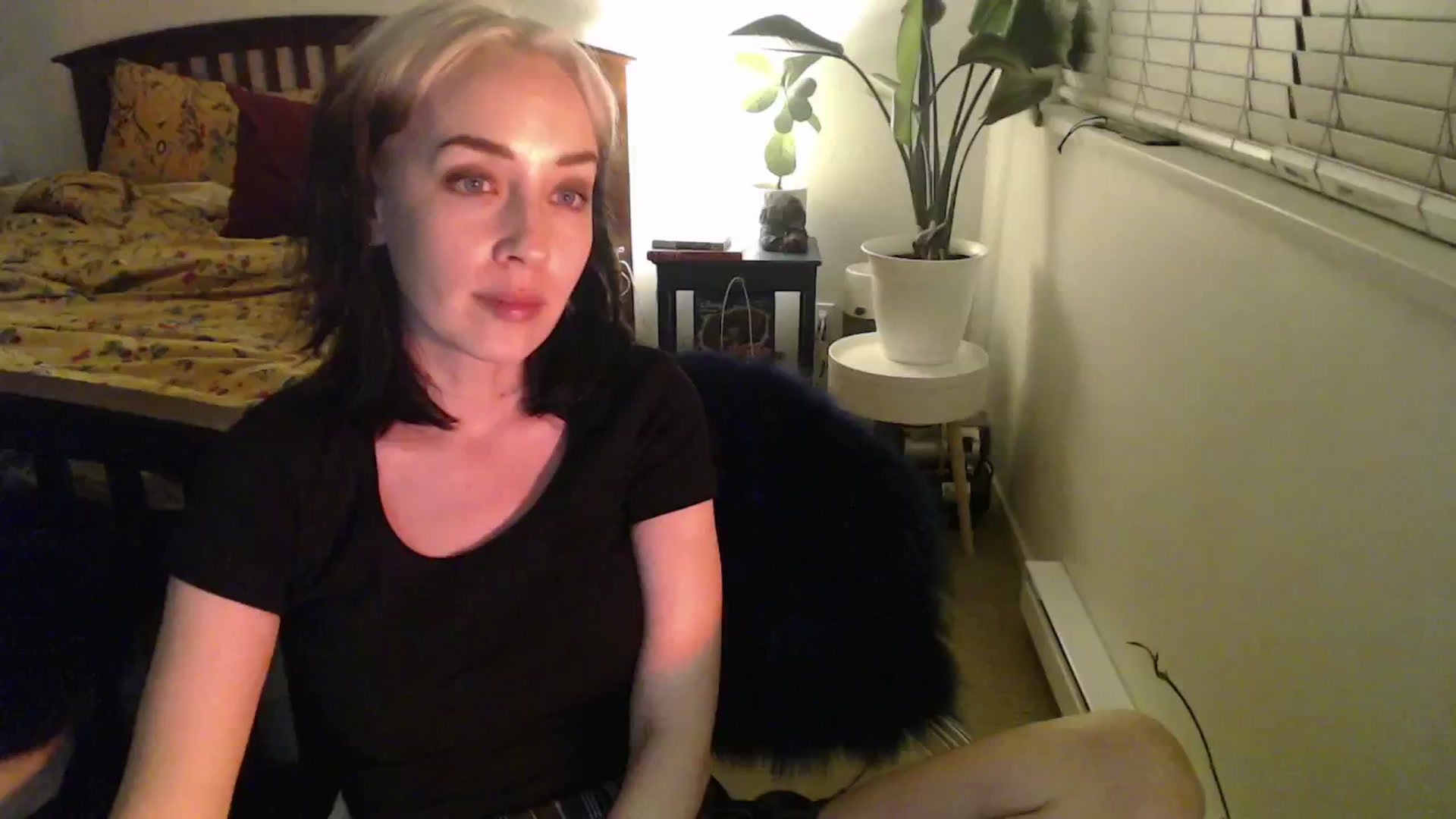 Gallery image thumbnail from NahlaHoney's myfreecams stream on, 10/23/2024, 03:36 image 2 of 20