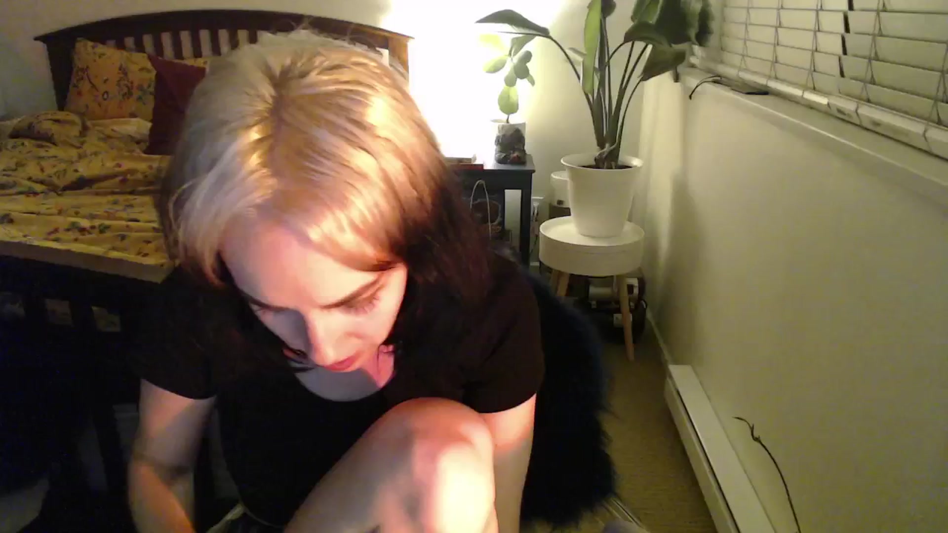 Gallery image thumbnail from NahlaHoney's myfreecams stream on, 10/23/2024, 03:36 image 17 of 20