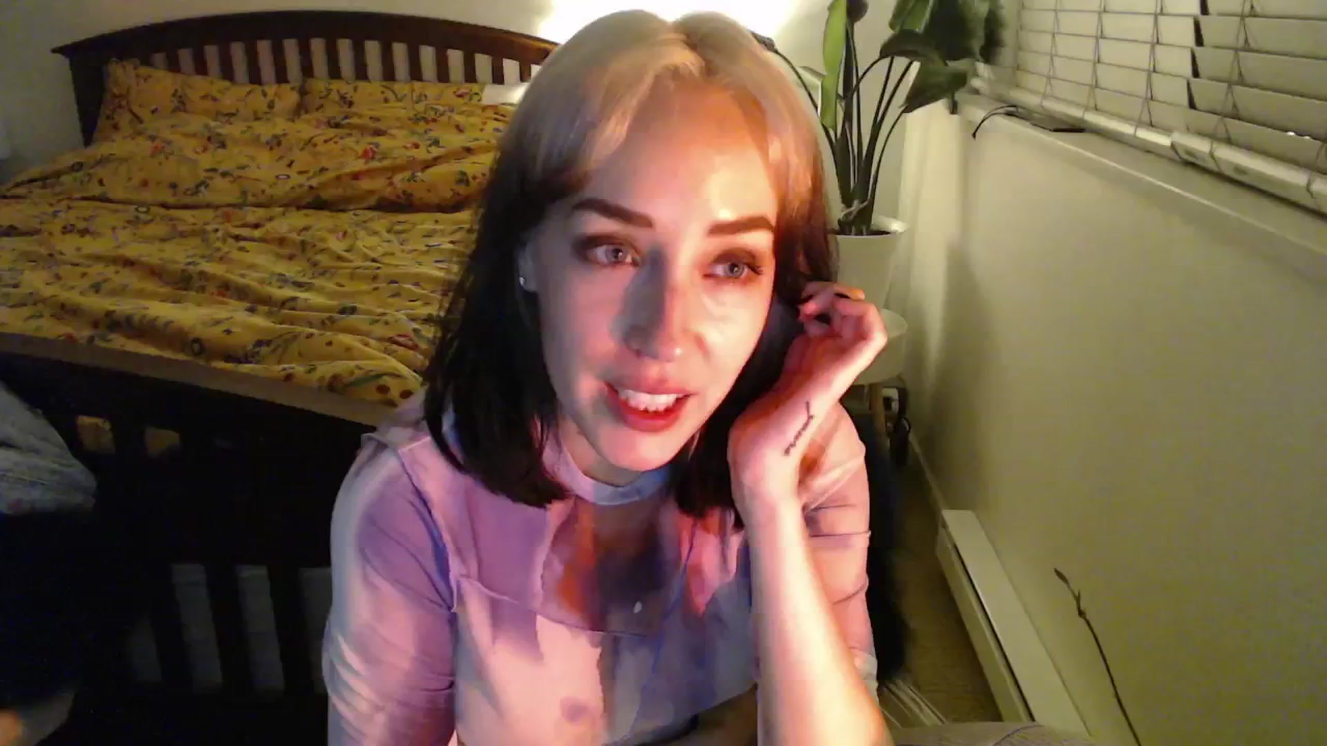 Gallery image thumbnail from NahlaHoney's myfreecams stream on, 10/25/2024, 04:49 image 15 of 20