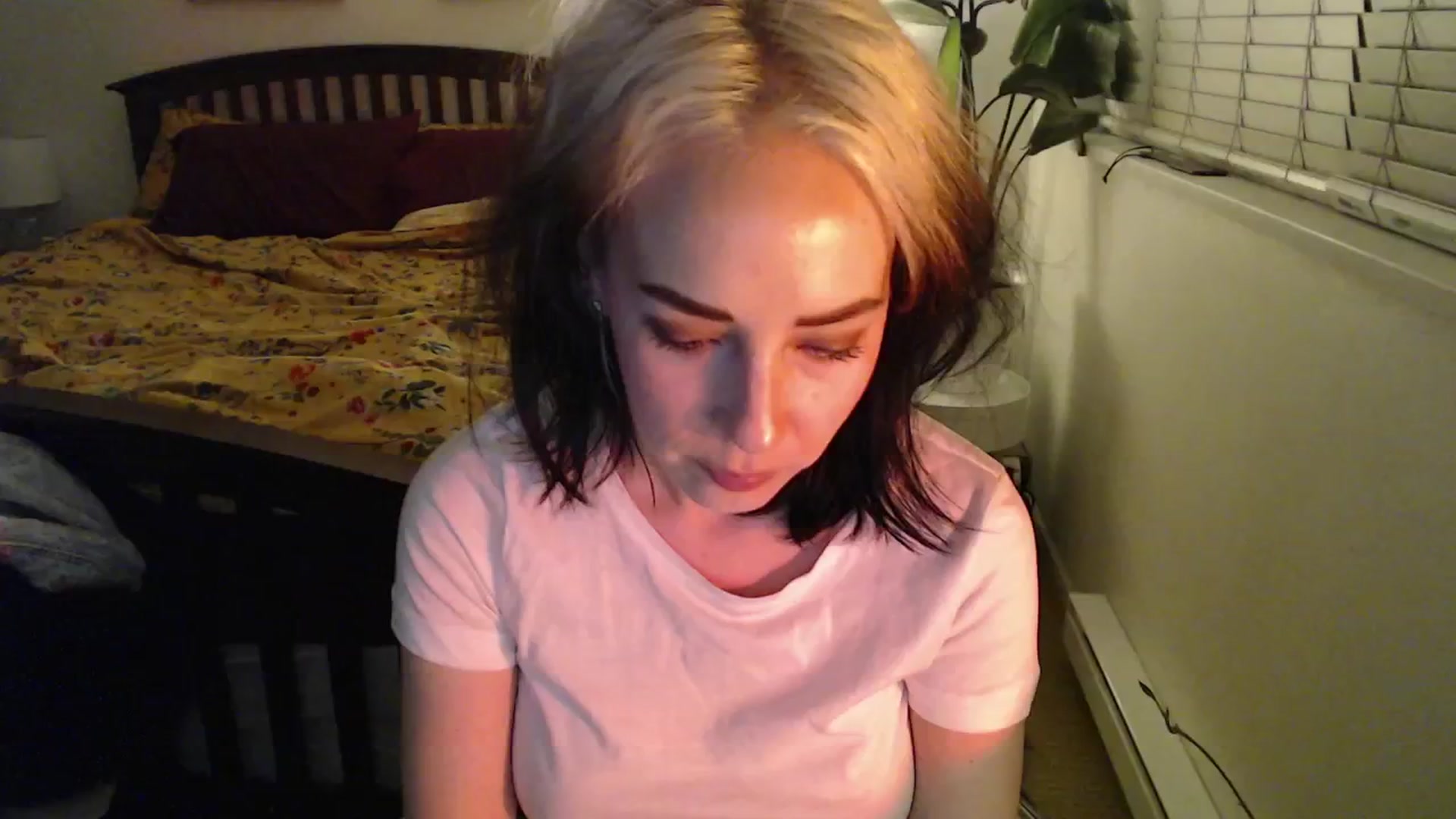 Gallery image thumbnail from NahlaHoney's myfreecams stream on, 10/29/2024, 03:00 image 7 of 20