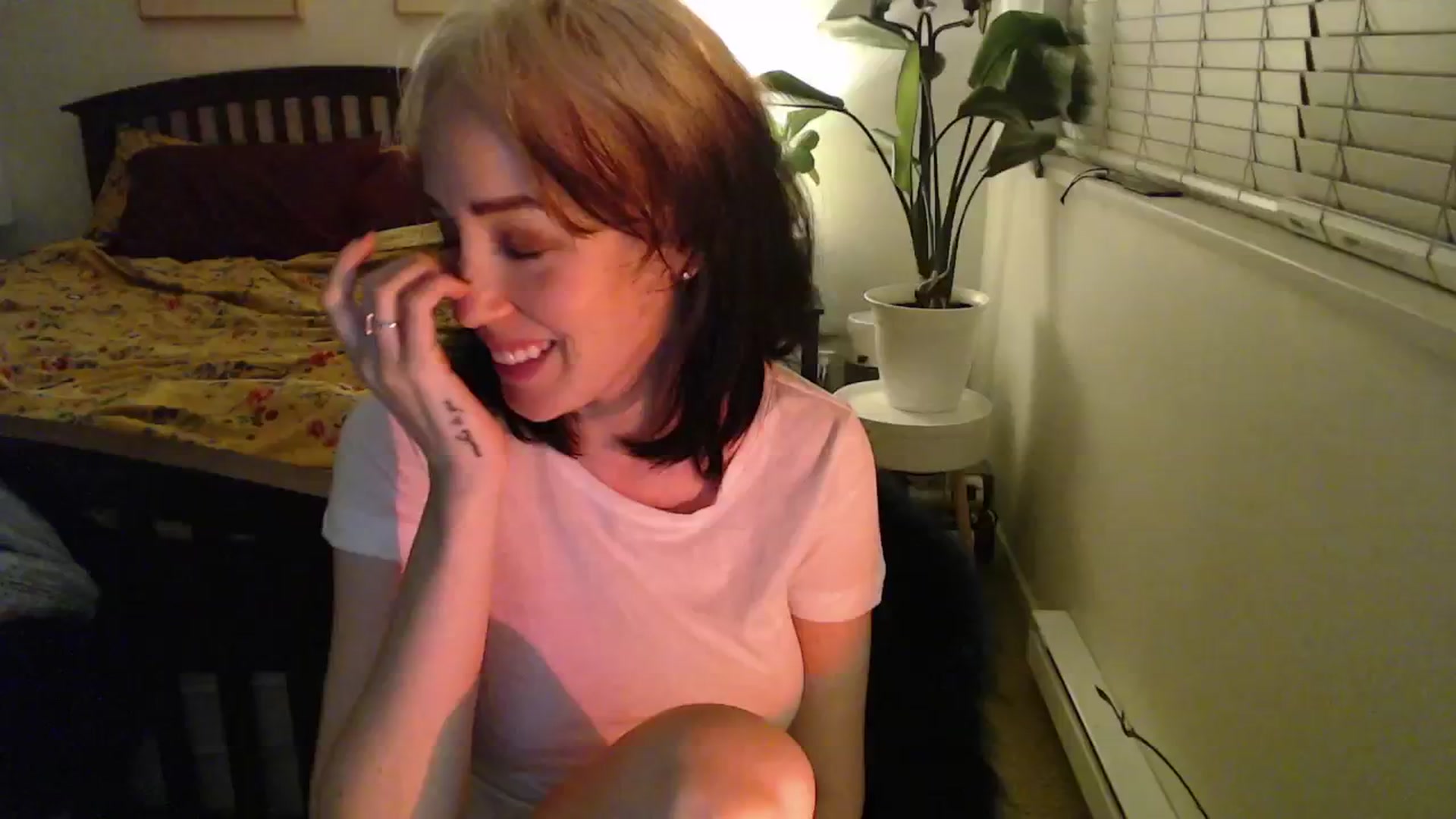 Gallery image thumbnail from NahlaHoney's myfreecams stream on, 10/29/2024, 03:00 image 20 of 20