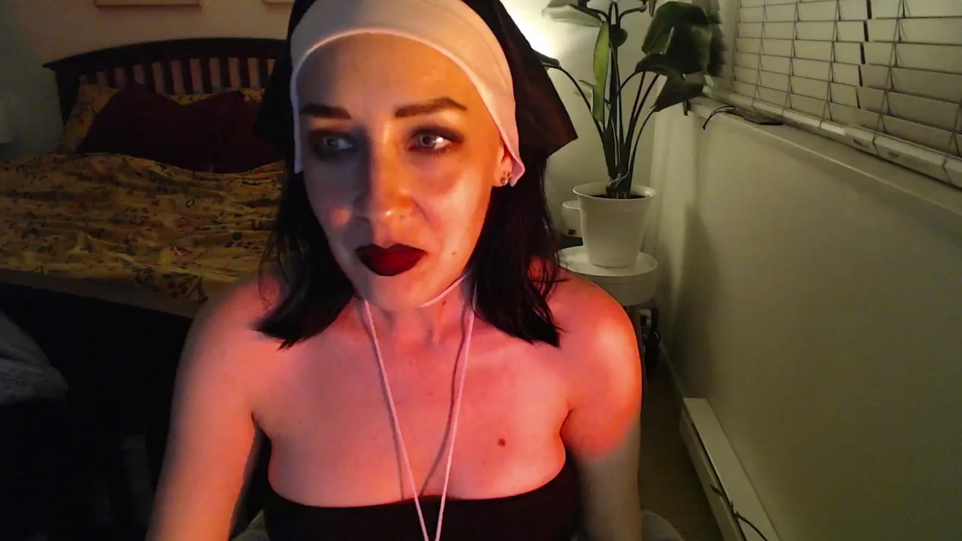 Gallery image thumbnail from NahlaHoney's myfreecams stream on, 10/30/2024, 03:34 image 14 of 20