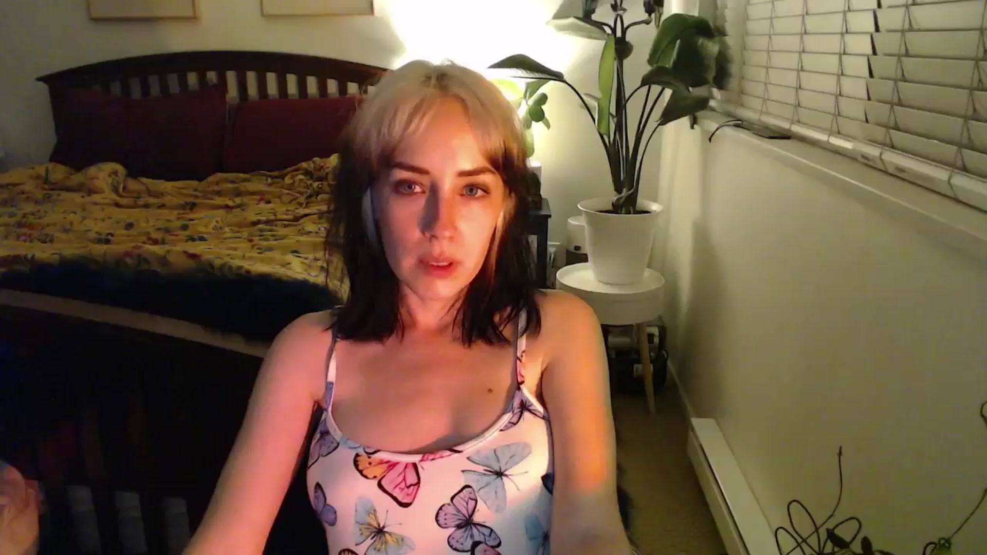 Gallery image thumbnail from NahlaHoney's myfreecams stream on, 11/06/2024, 05:02 image 13 of 20