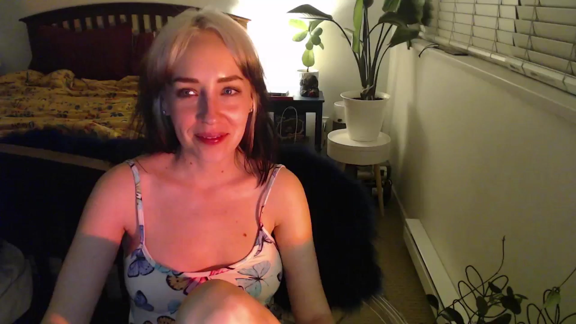 Gallery image thumbnail from NahlaHoney's myfreecams stream on, 11/06/2024, 06:01 image 16 of 20