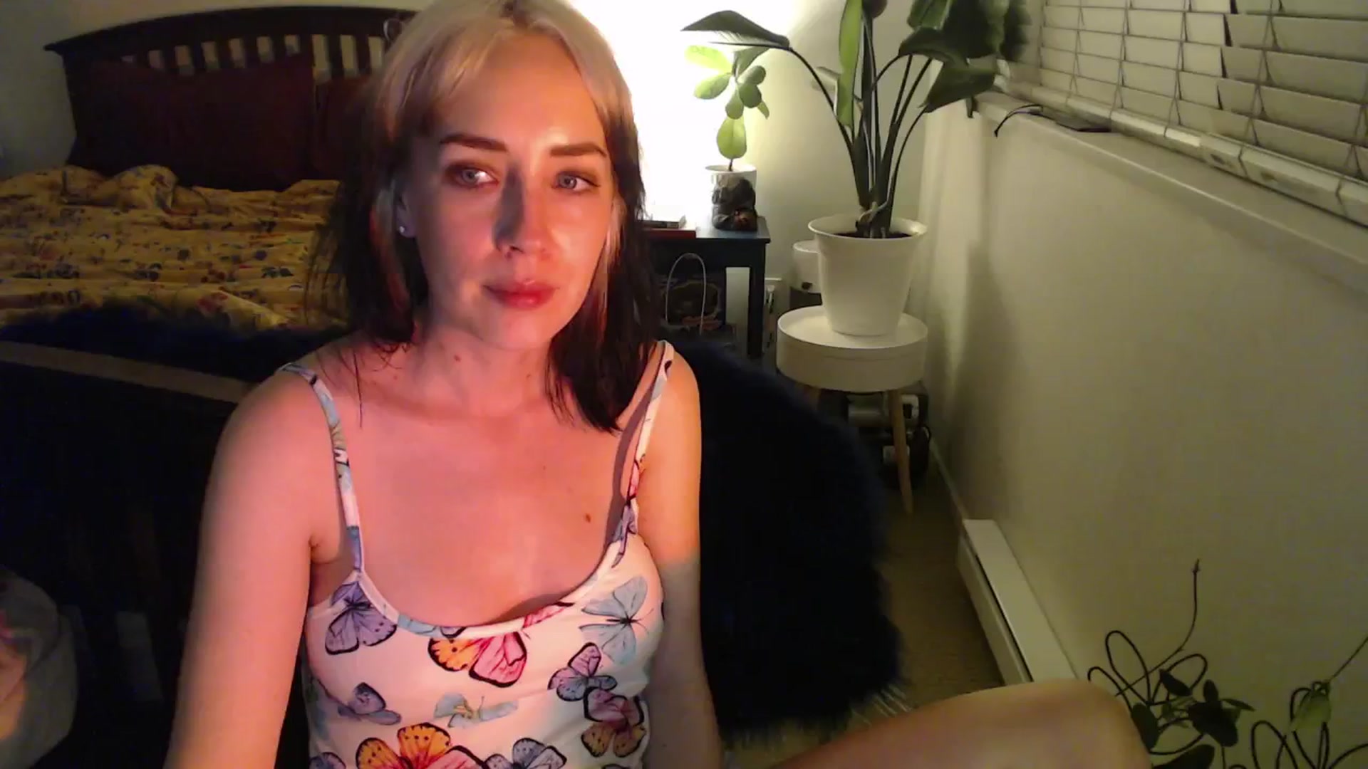 Gallery image thumbnail from NahlaHoney's myfreecams stream on, 11/06/2024, 06:01 image 15 of 20